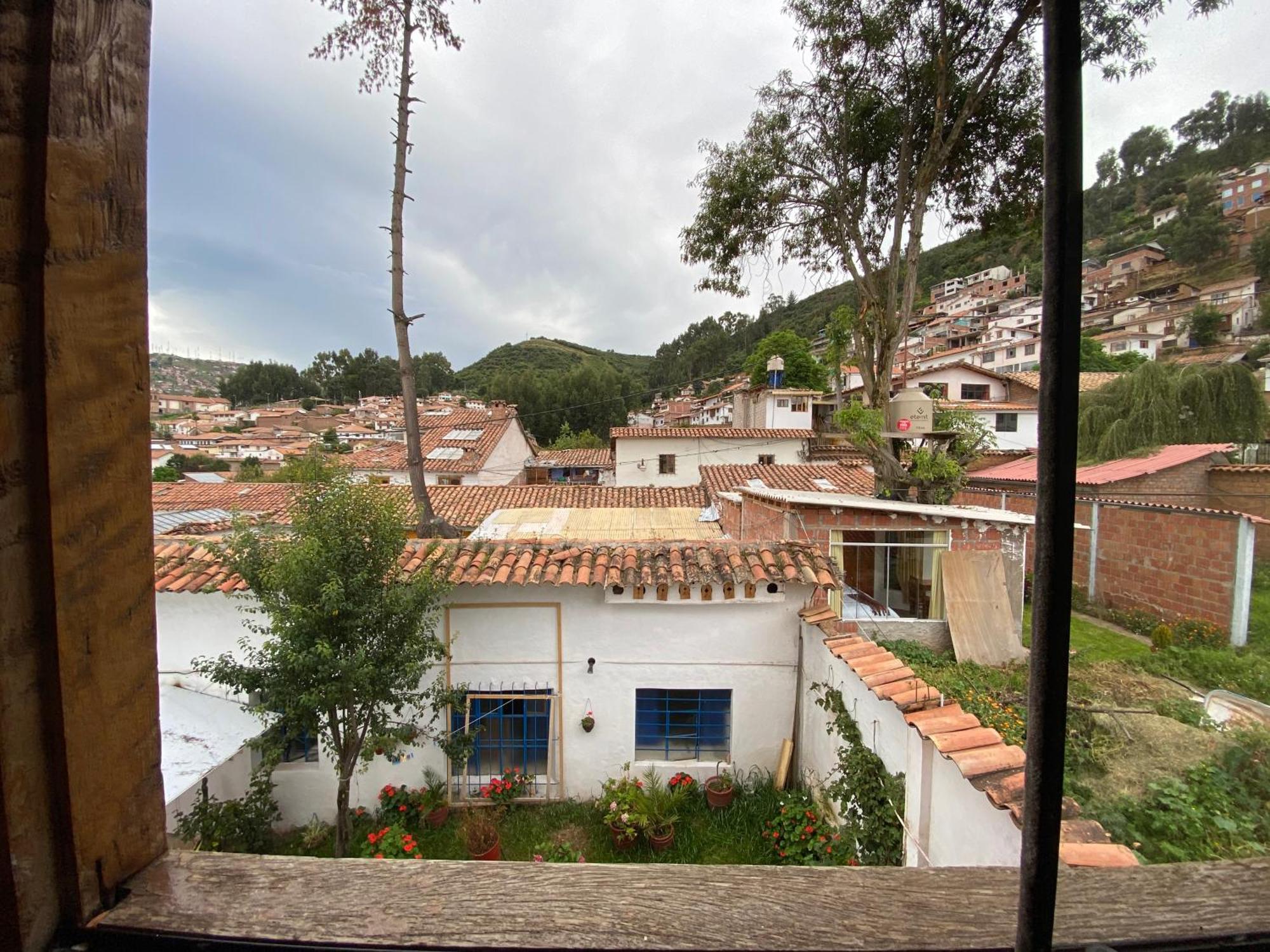 Deluxe Double or Twin Room with Mountain View