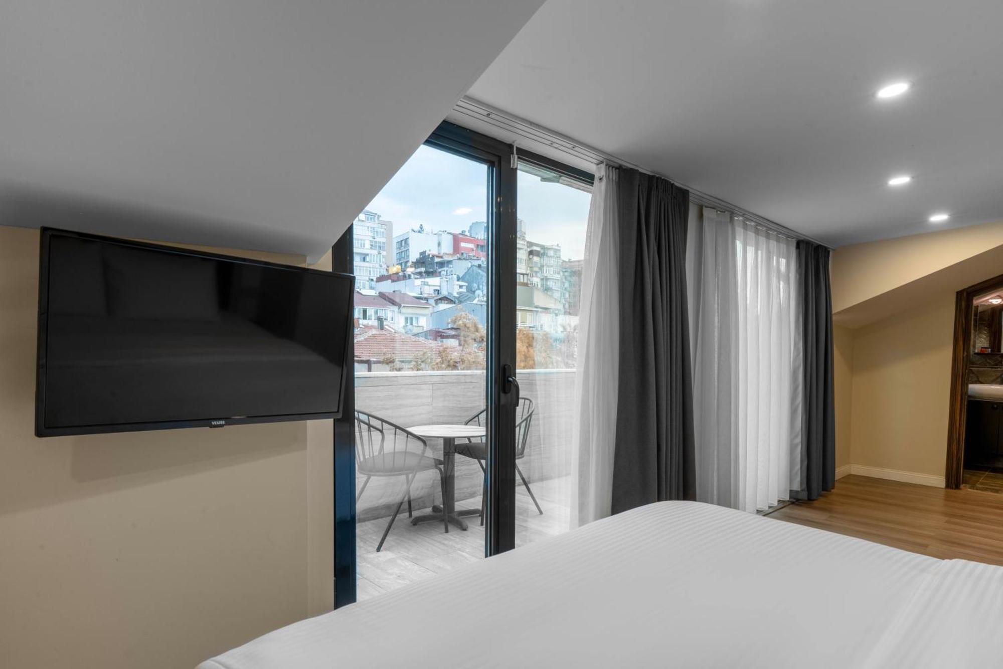 Double Room with Terrace