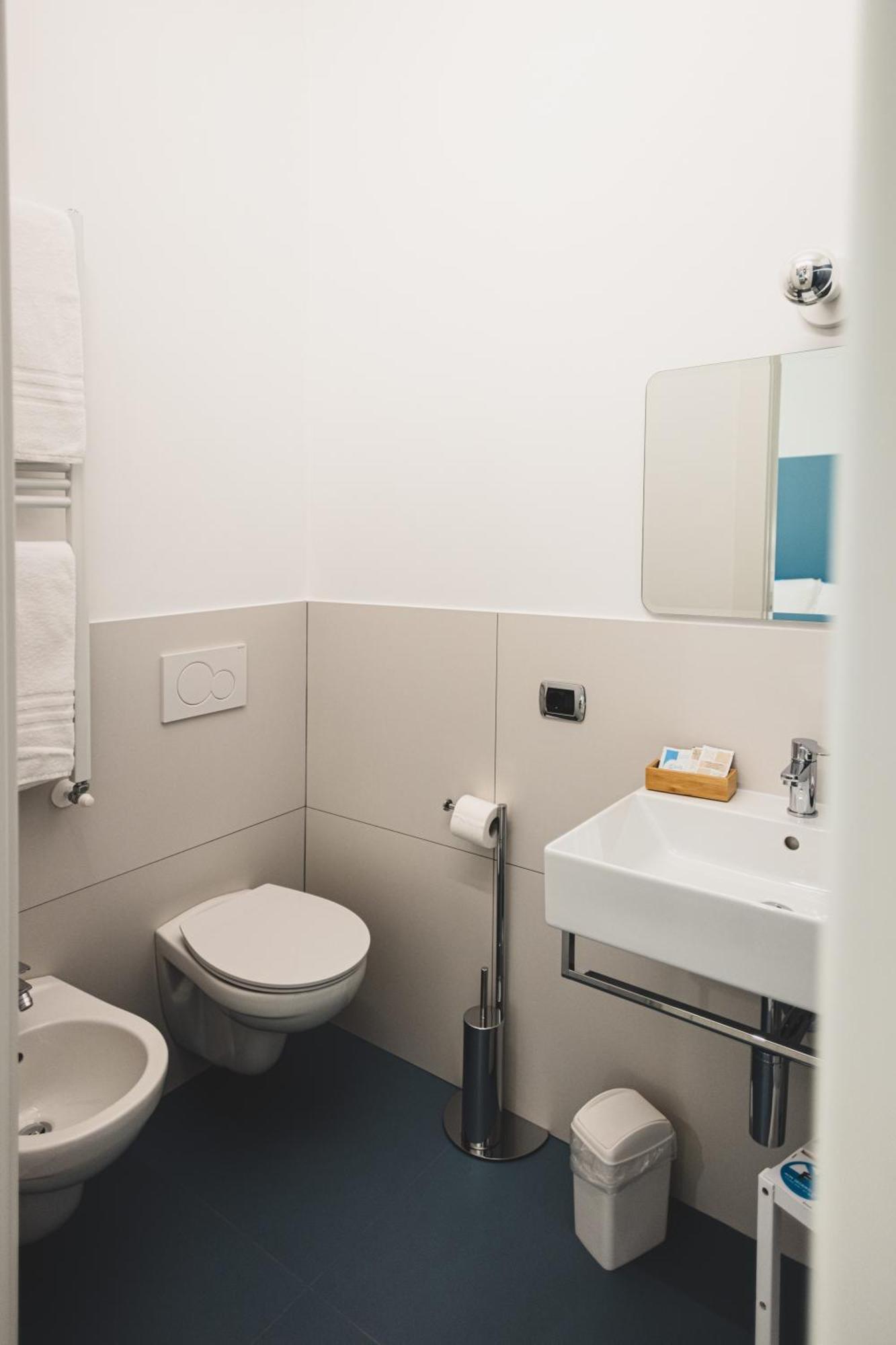 Double Room with Private Bathroom,1628637347:JPEG