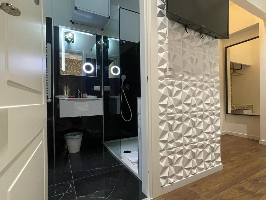 Small Double Room,1628713520:JPEG