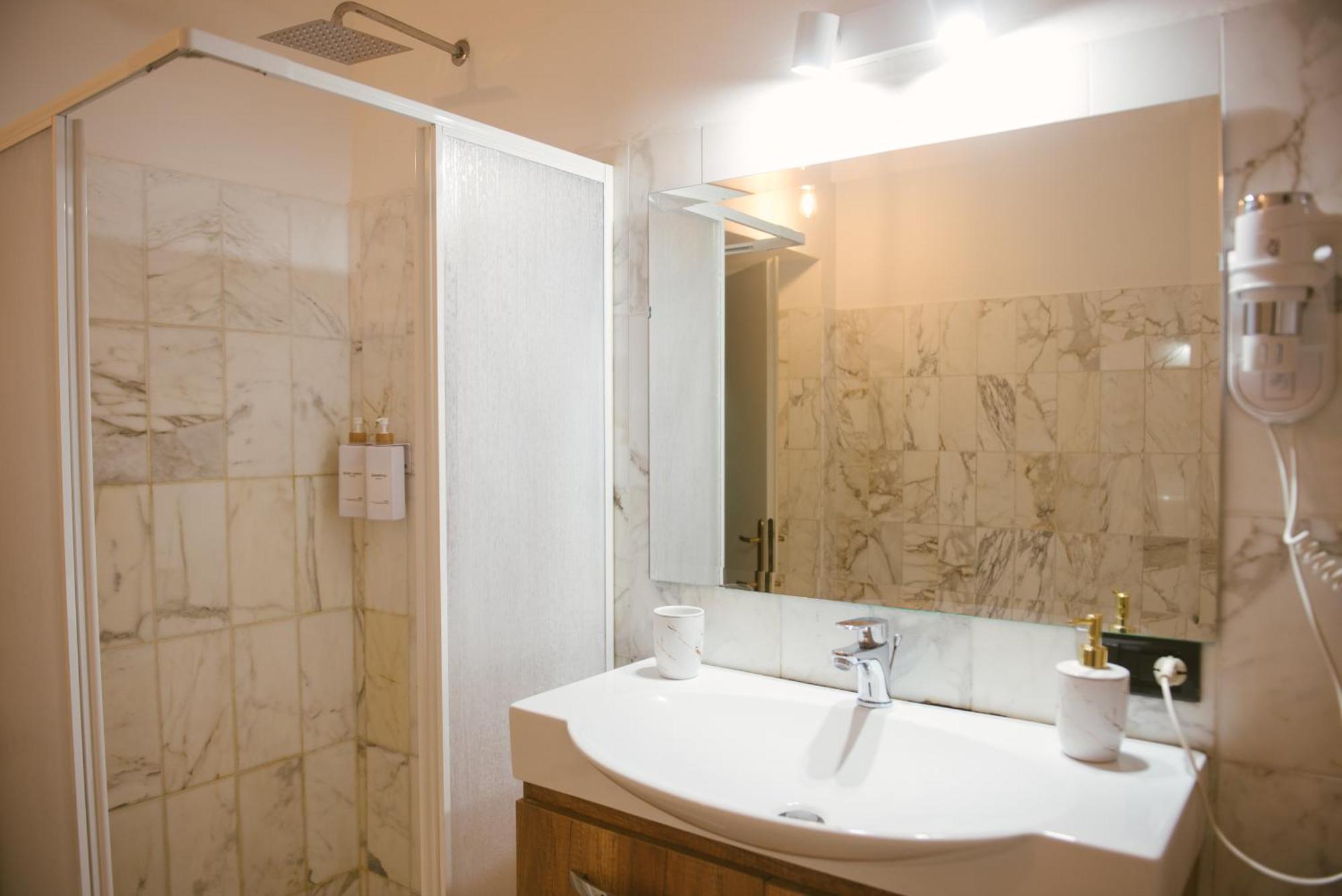 Two Connecting Double Rooms