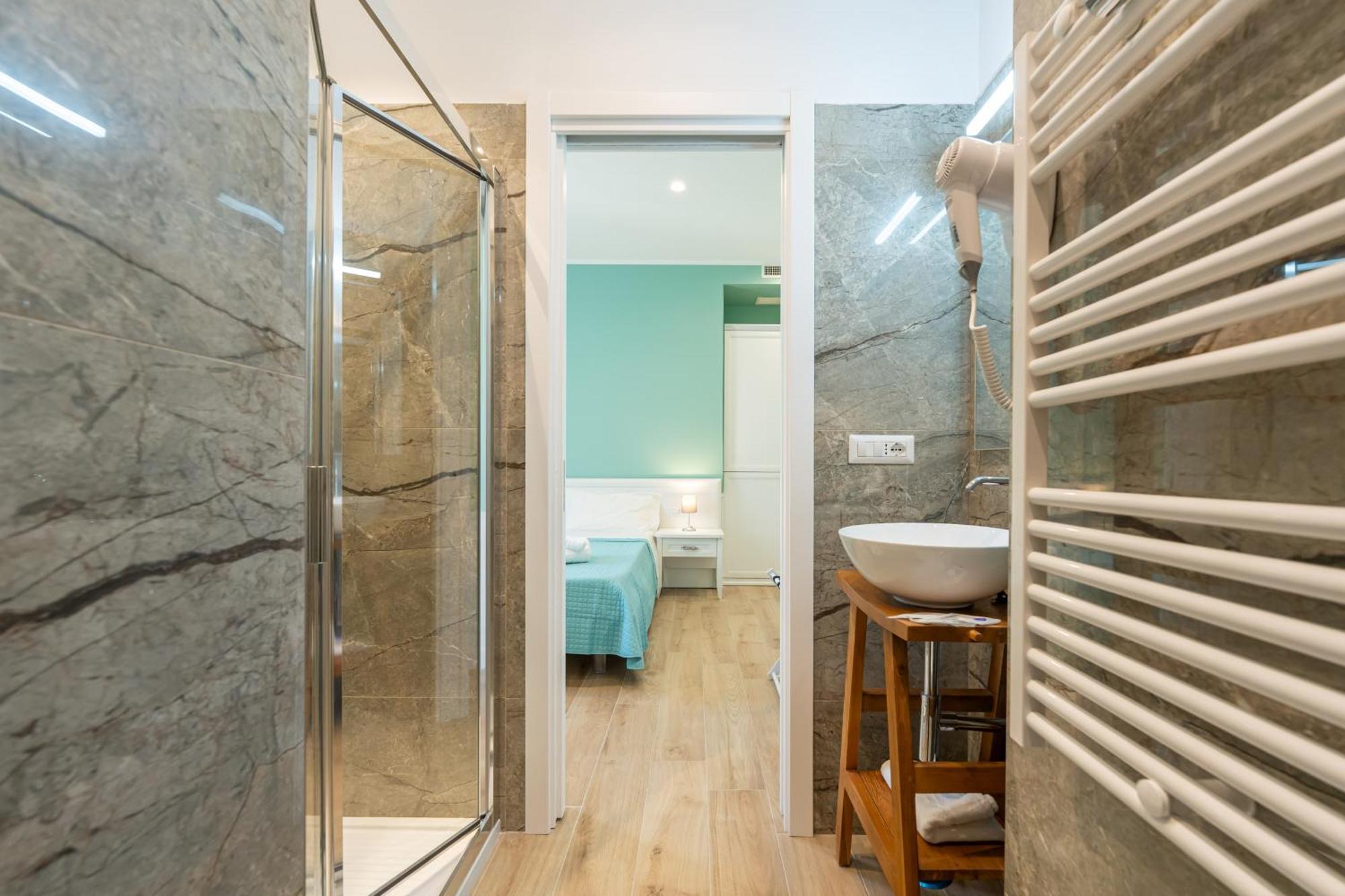Large Double Room,1629840578:JPEG