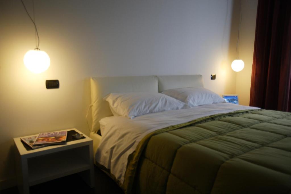 Two Connecting Double Rooms