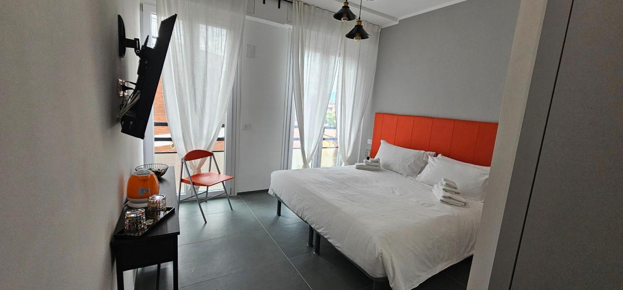 Double or Twin Room Private Bathroom
