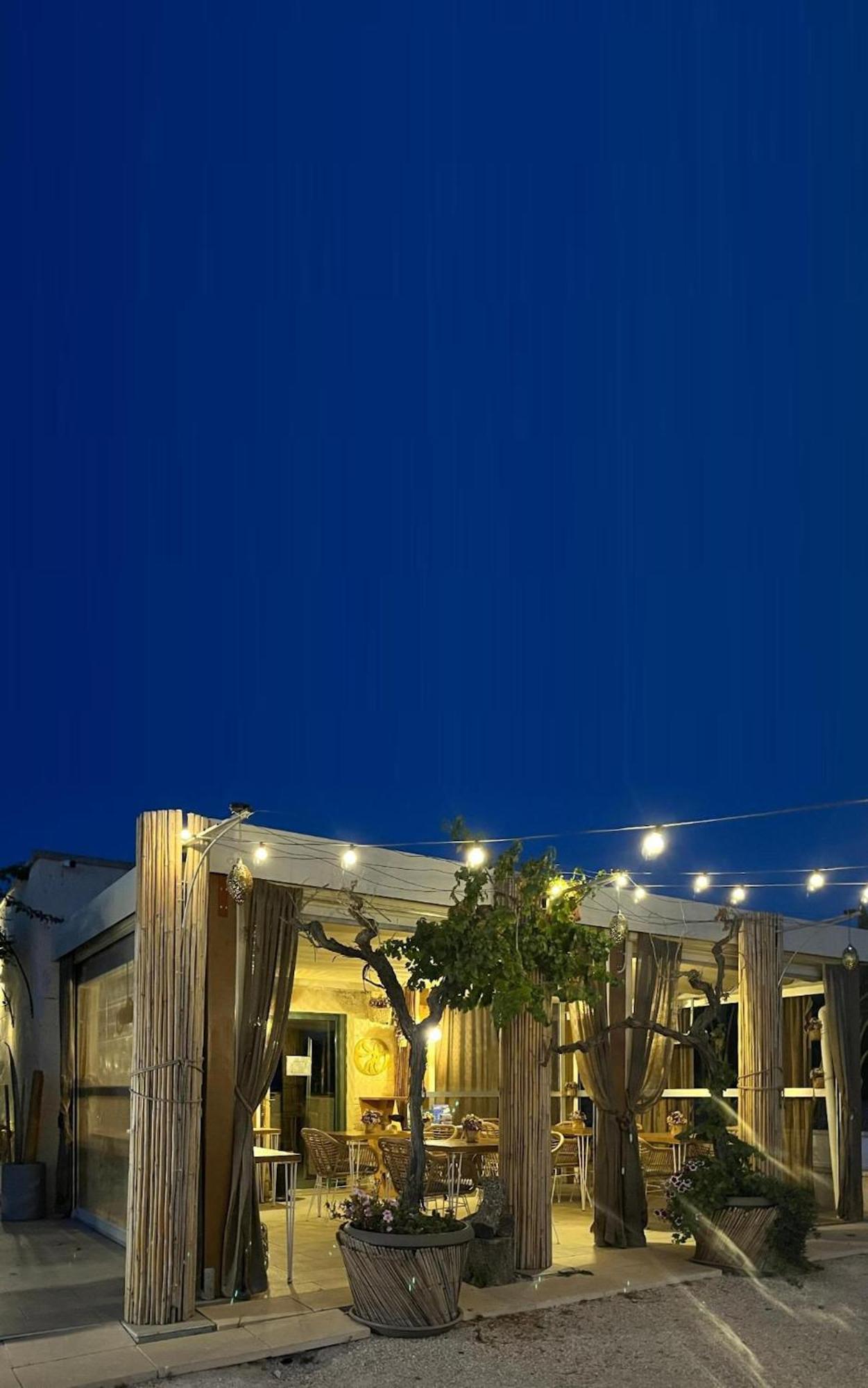 Deluxe Double or Twin Room Garden View