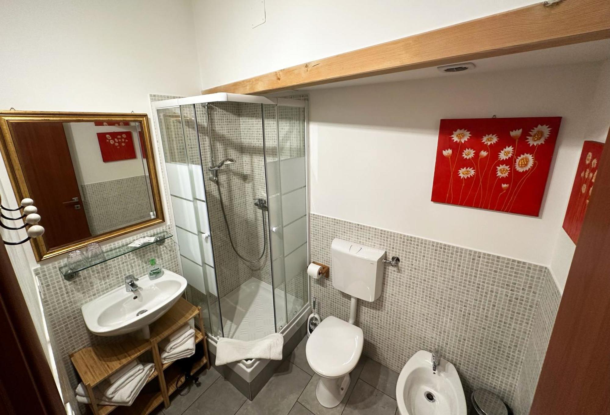 Twin Room with Private Bathroom,1633004669:JPEG