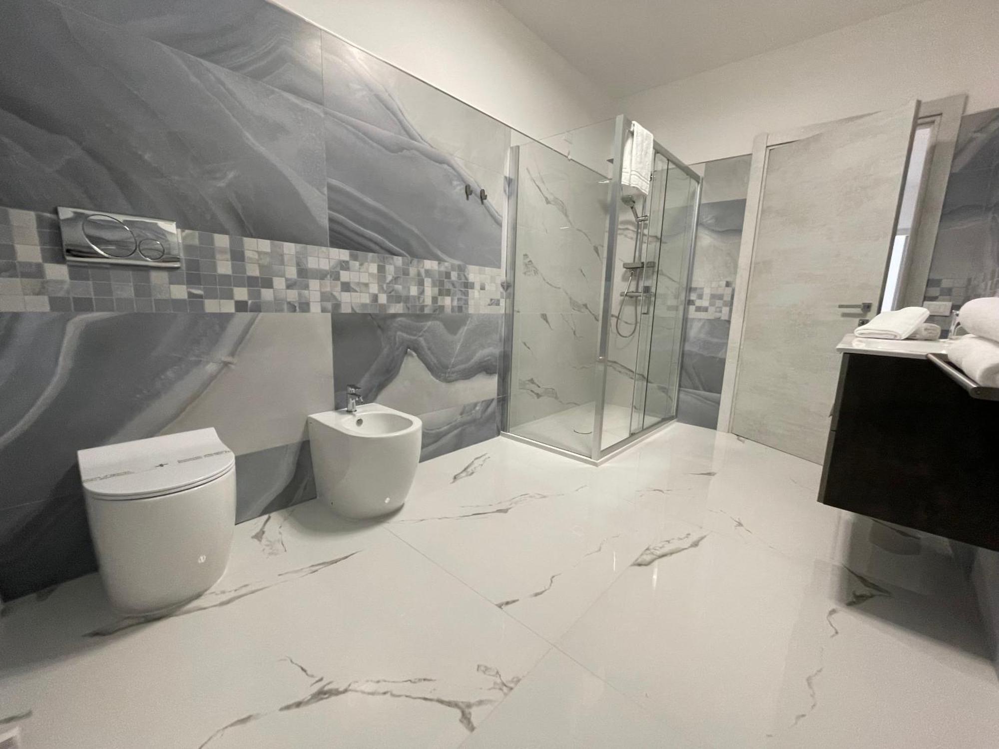 Quadruple Room Private Bathroom