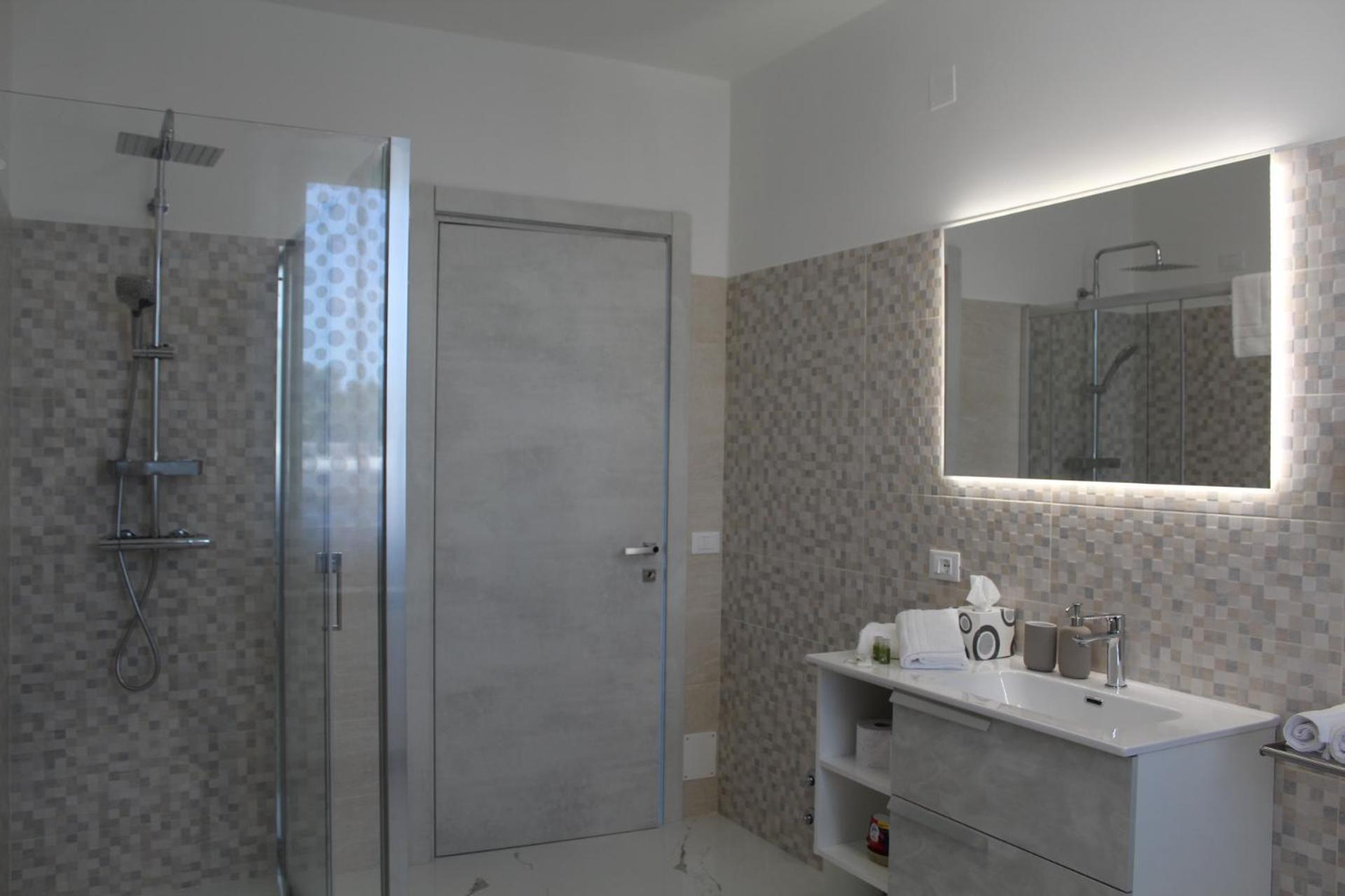 Quadruple Room Private External Bathroom