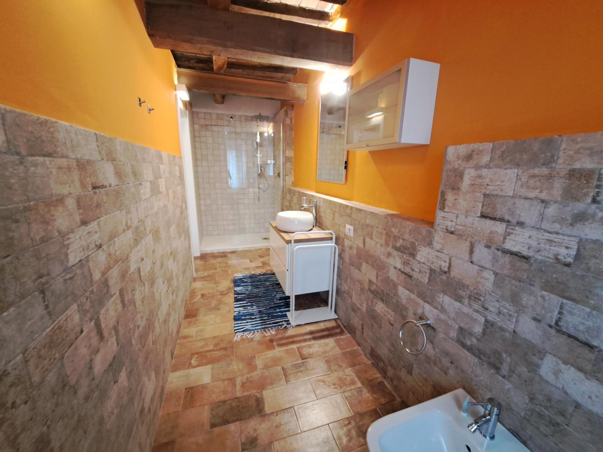 Double Room Private Bathroom