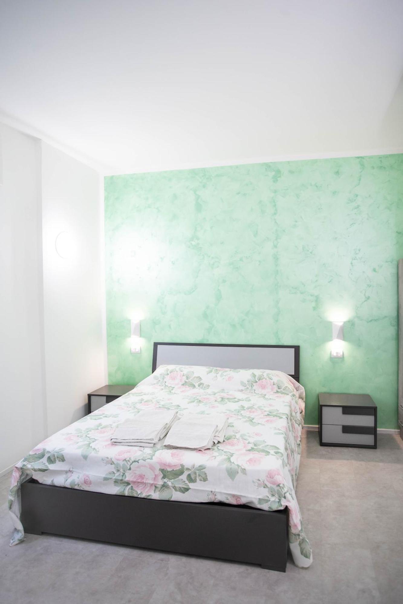 Double Room with Private Bathroom,1635174474:JPEG
