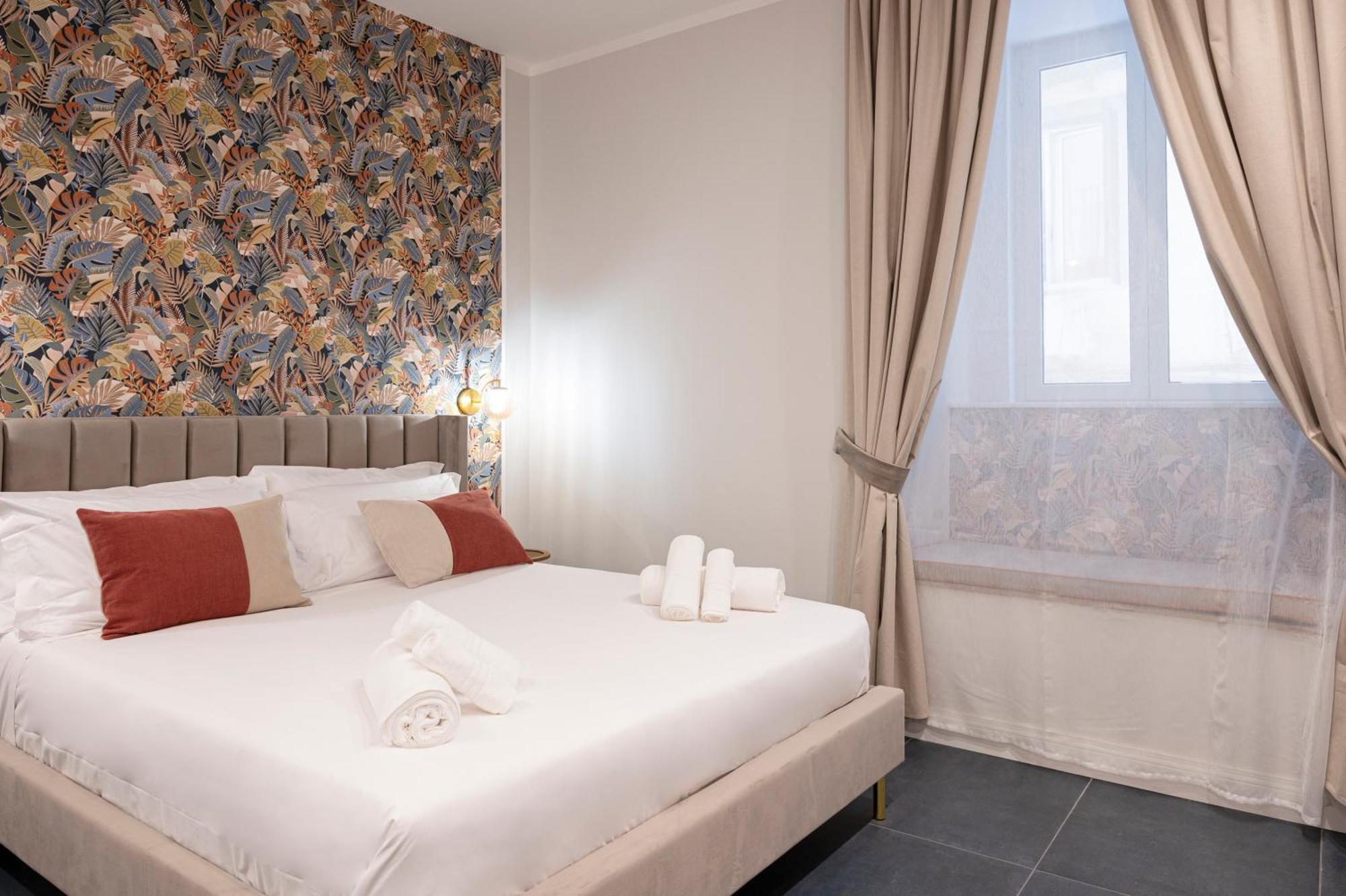 Deluxe Room,1635938166:JPEG