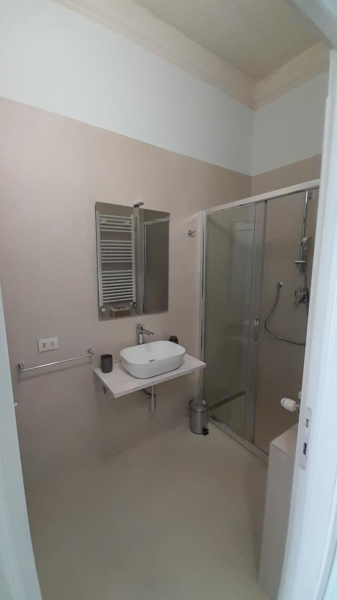 Large Double Room,1636711548:JPEG