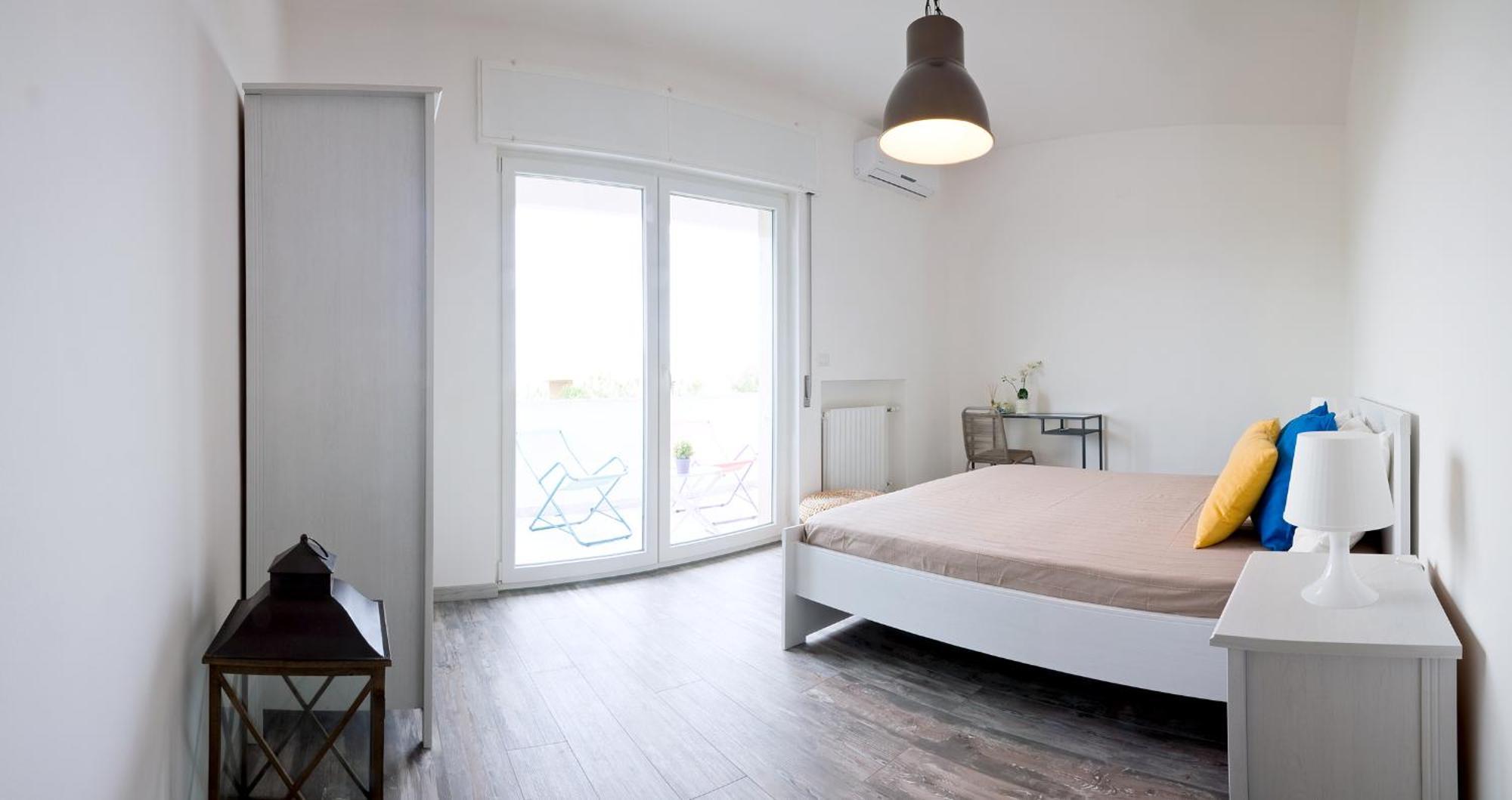 Double Room Private Bathroom
