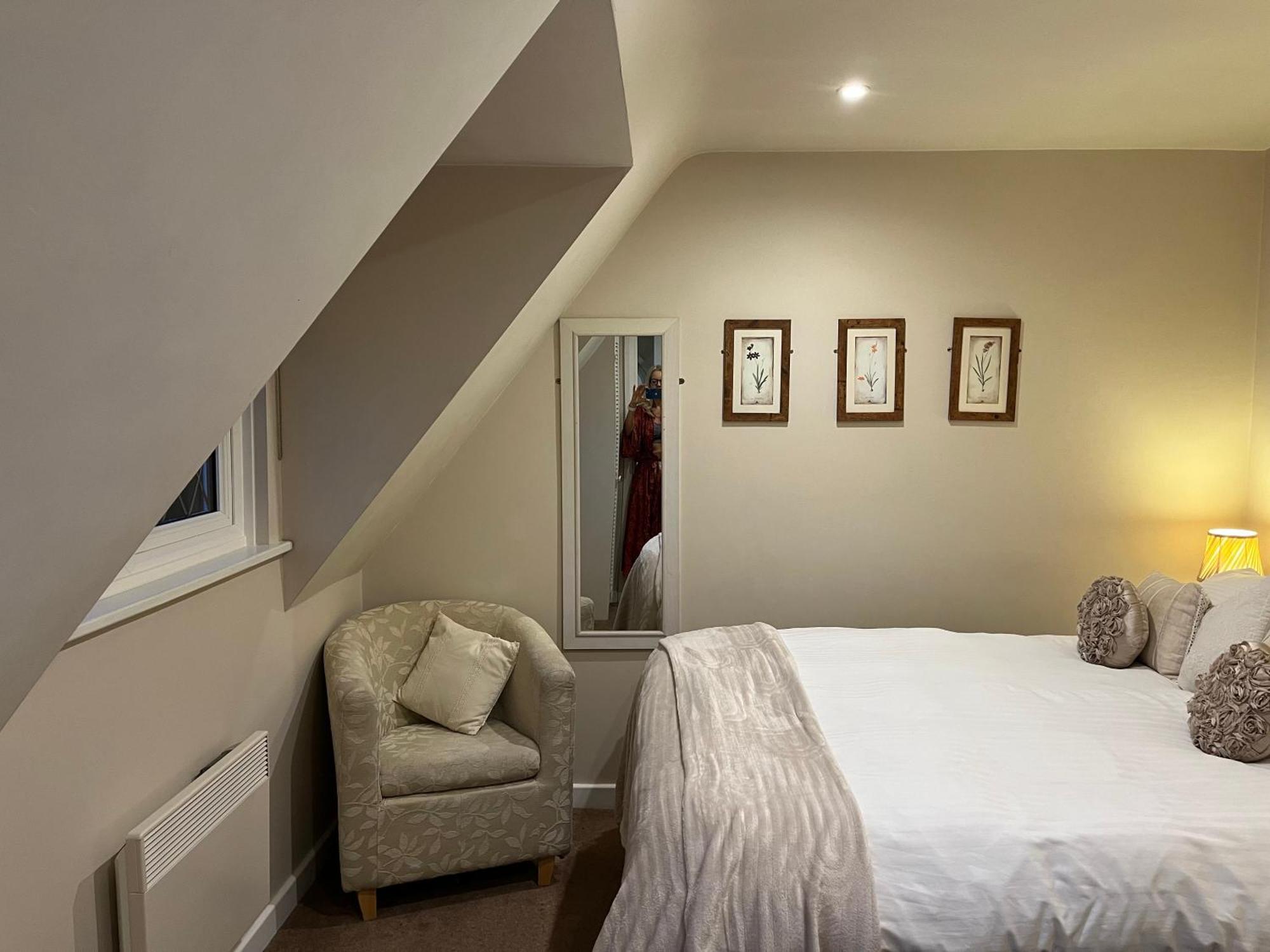 Budget Double Room,1636745736:JPEG