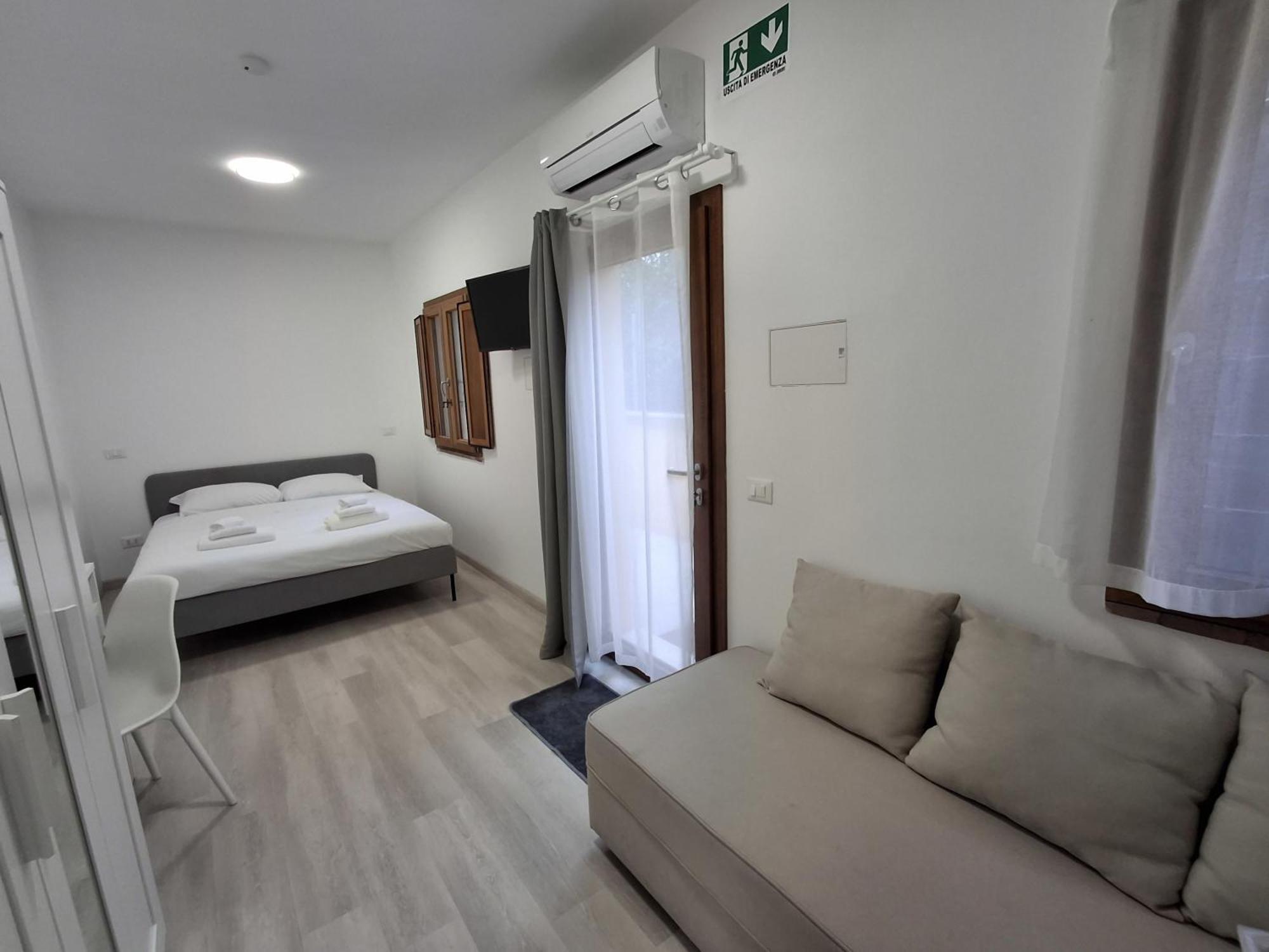 Habitación Doble Deluxe con ducha