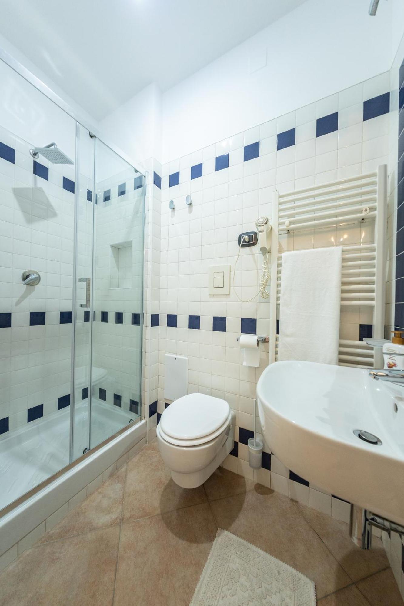 Double Room Mountain View