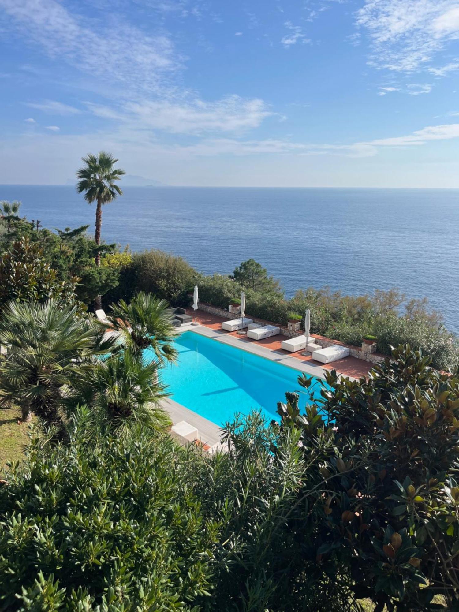 Two-Bedroom Apartment Pool View