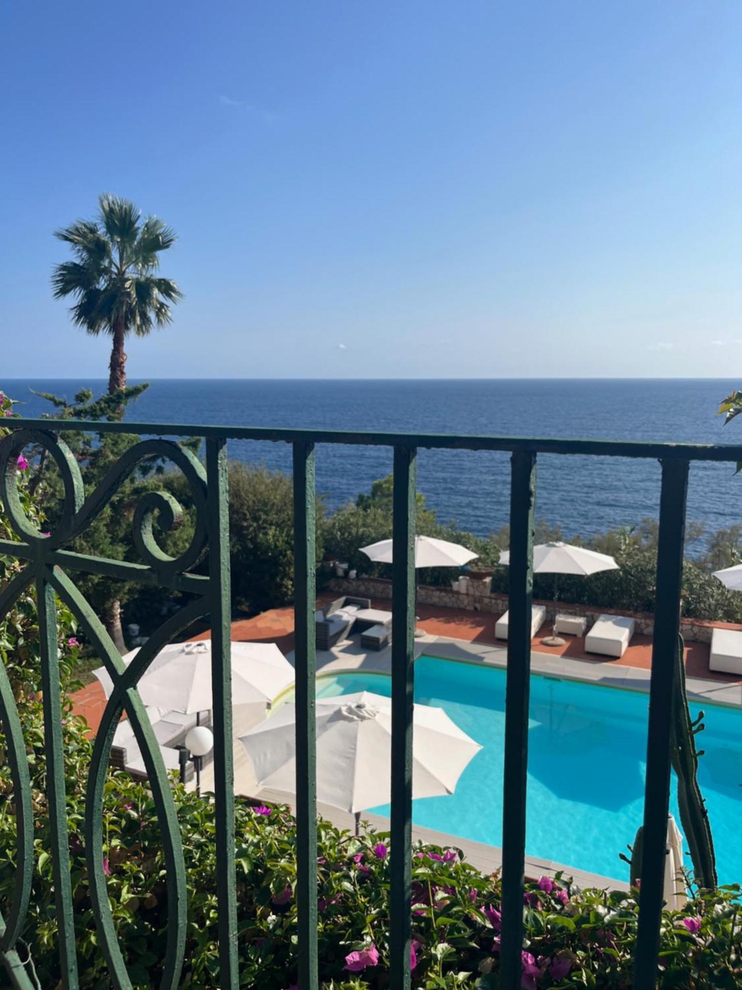 Two-Bedroom Apartment Pool View