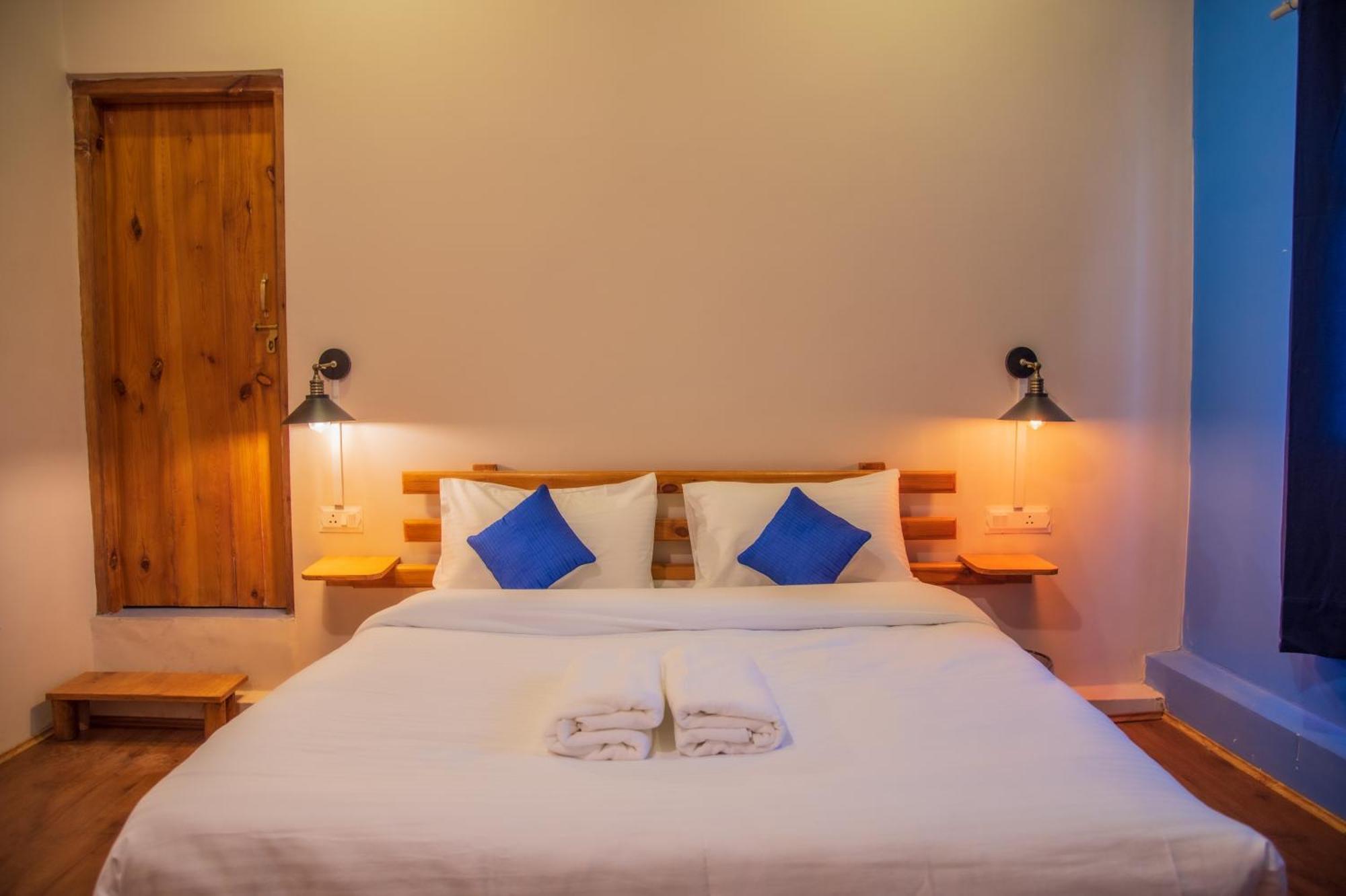 Standard Double Room,1639649854:JPEG