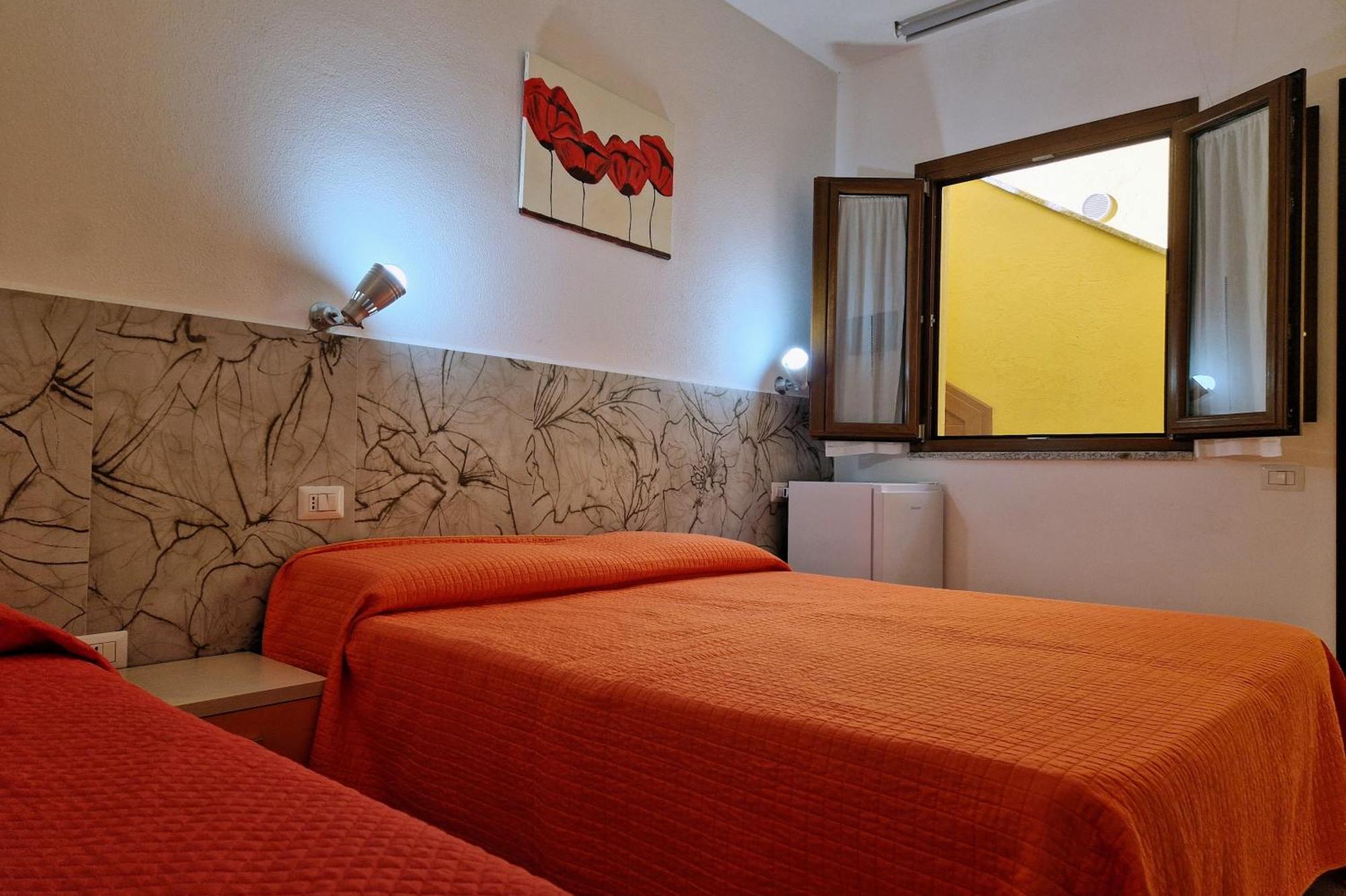 Basic Triple Room