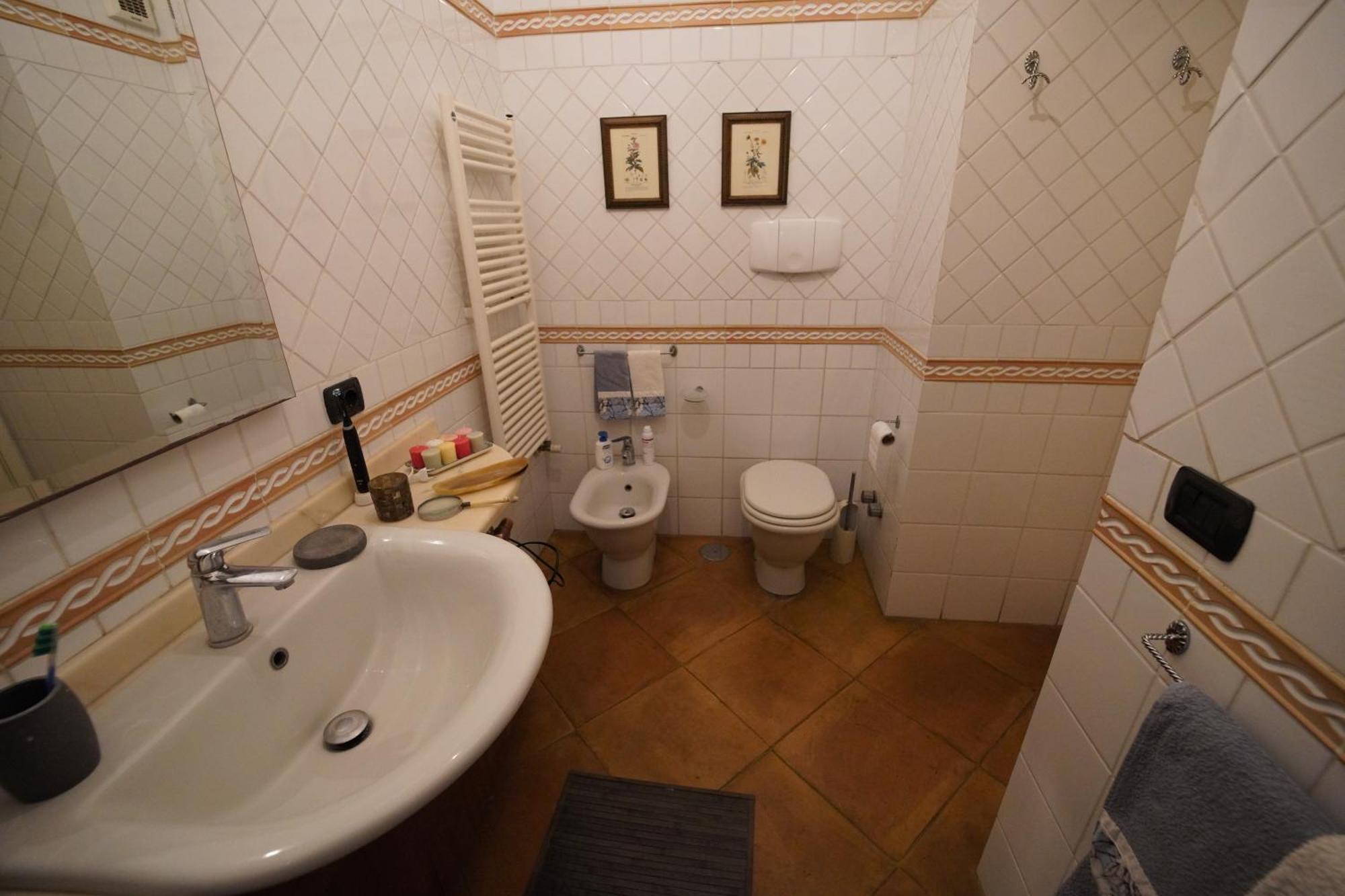 Camera Matrimoniale con Bagno Privato