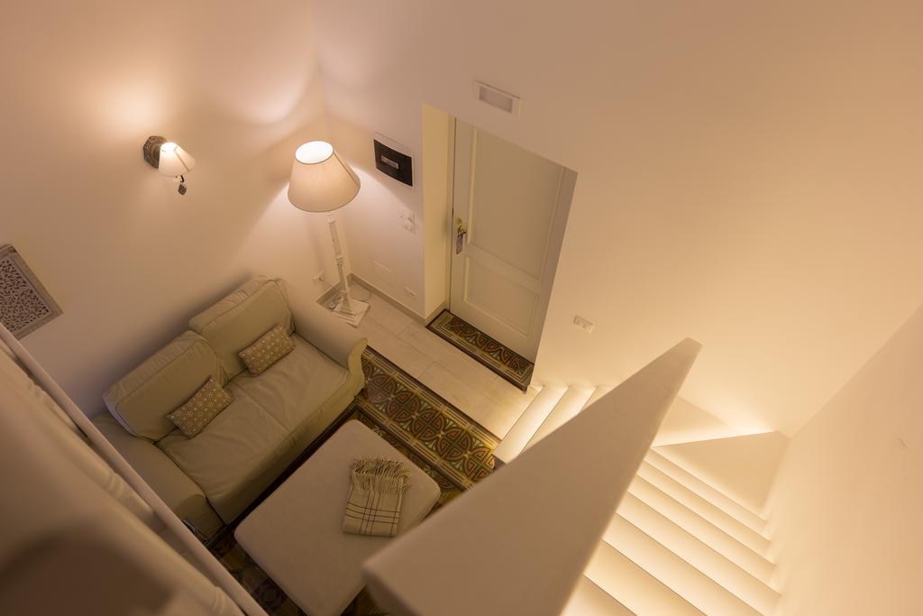 Deluxe Junior Suite - Split Level,164432493:JPEG