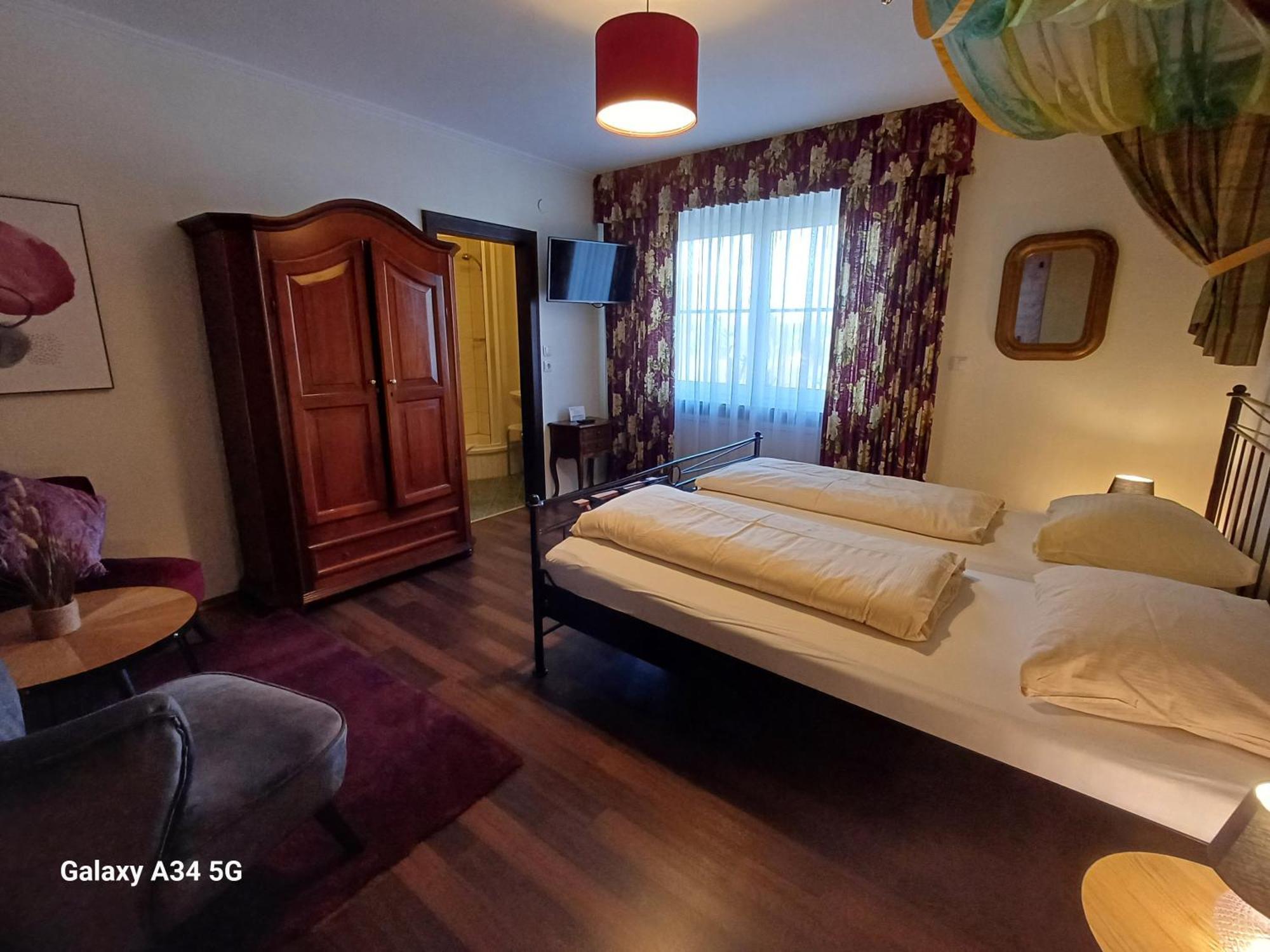Economy Double Room,1648912521:JPEG