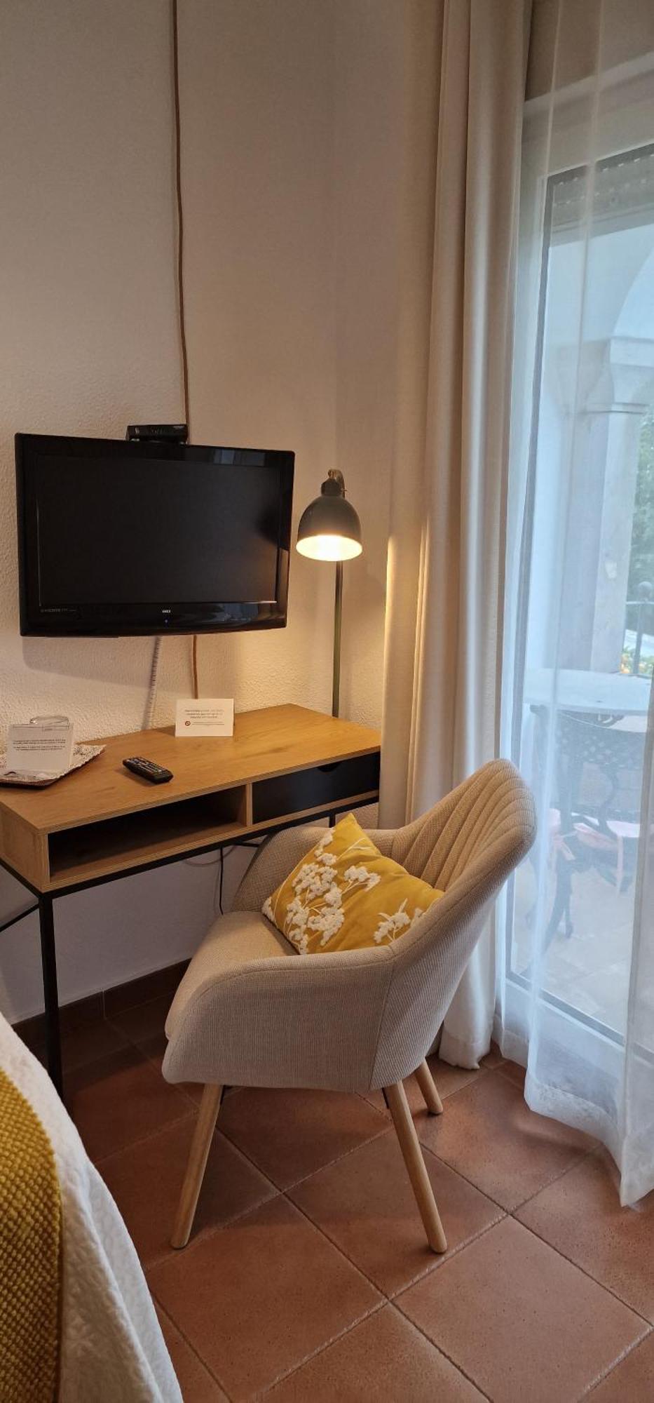 Single Room,1652745088:JPEG