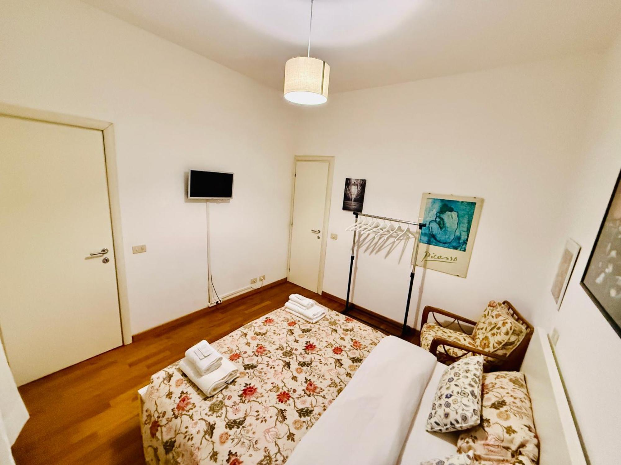 Double Room,1653735664:JPEG