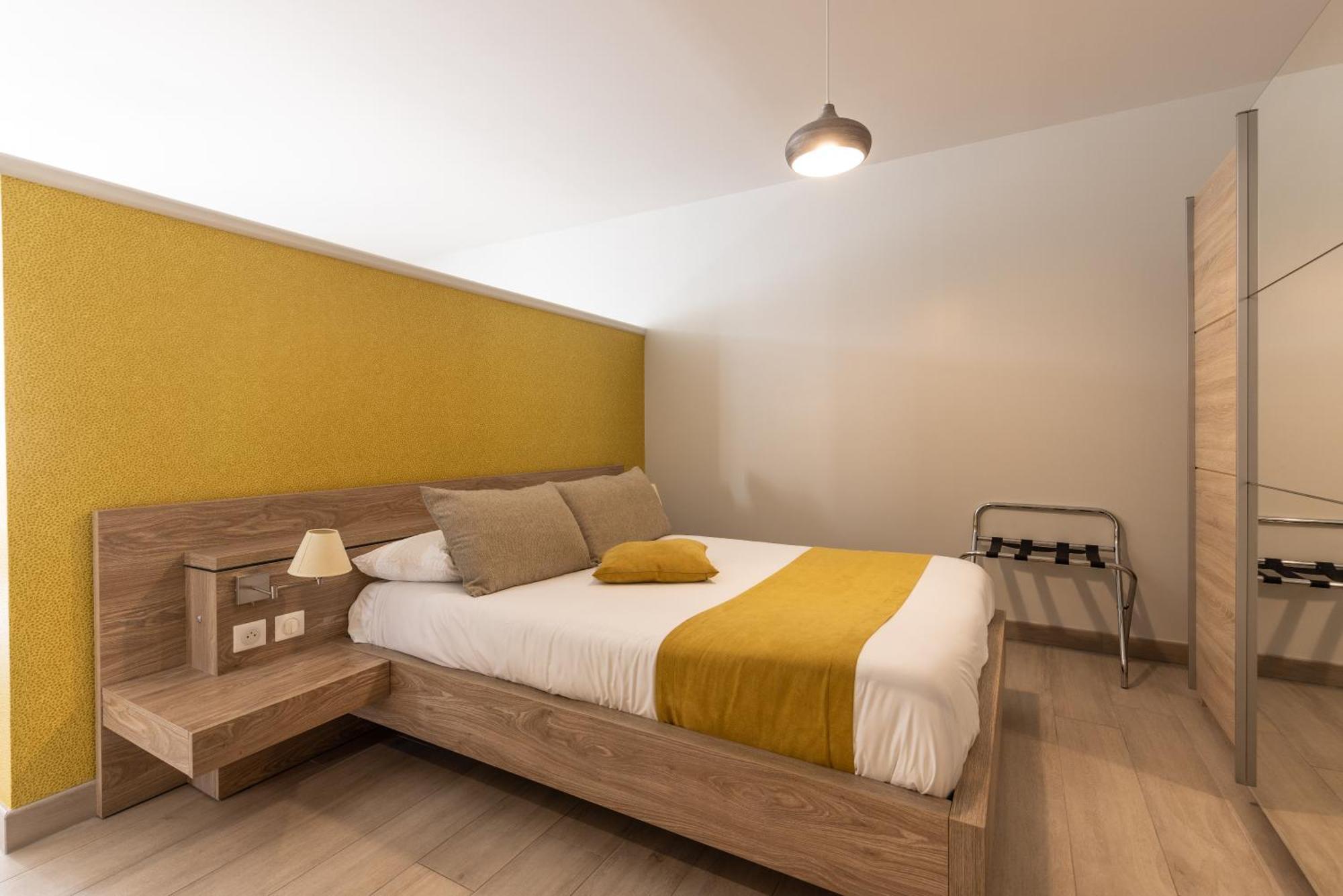 Suite with Terrace,1654298088:JPEG