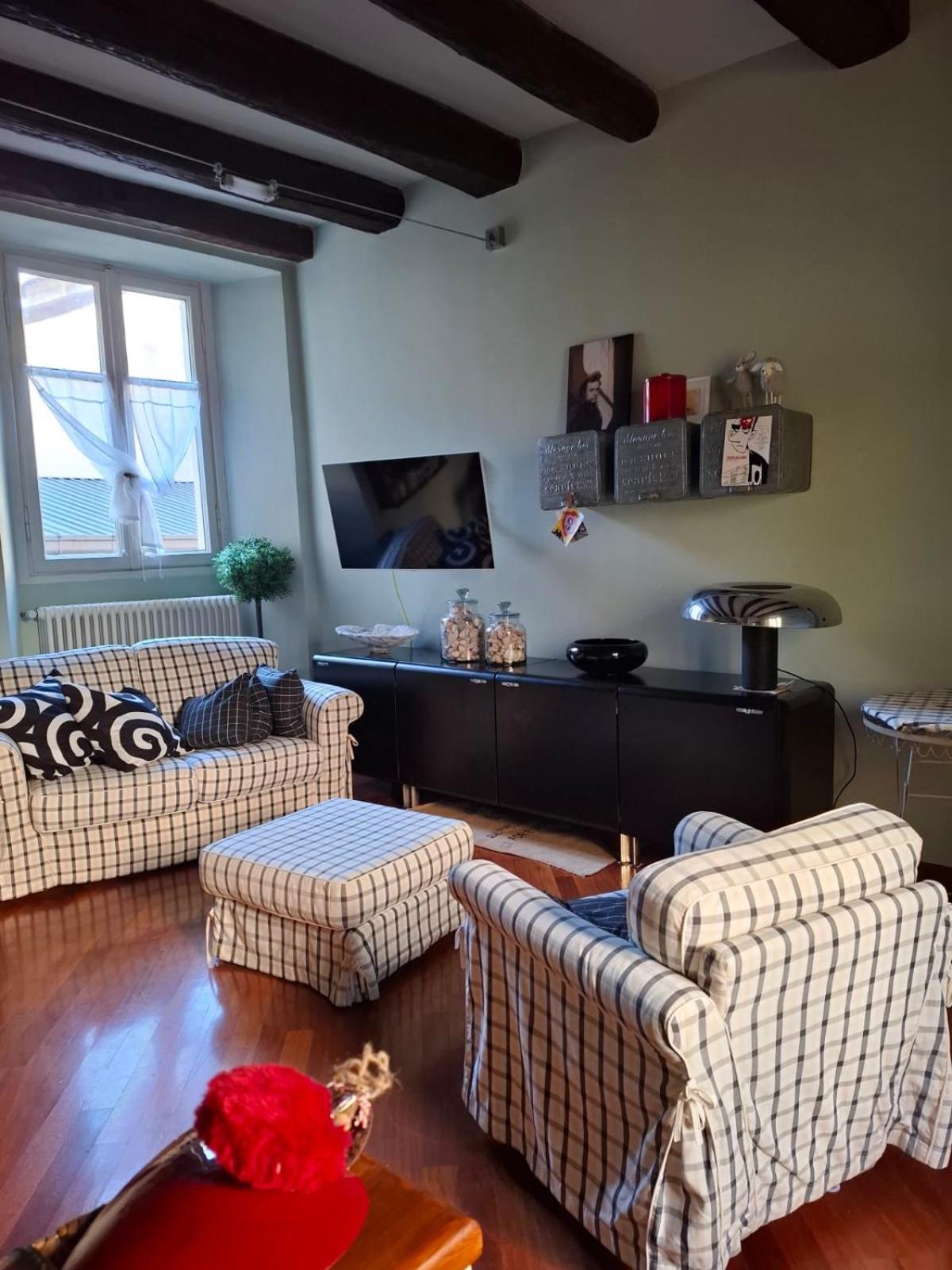 Deluxe Room,1655297566:JPEG