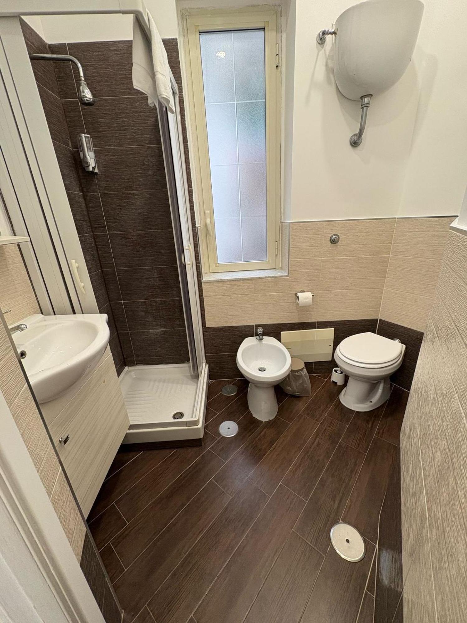 Double Room Private External Bathroom