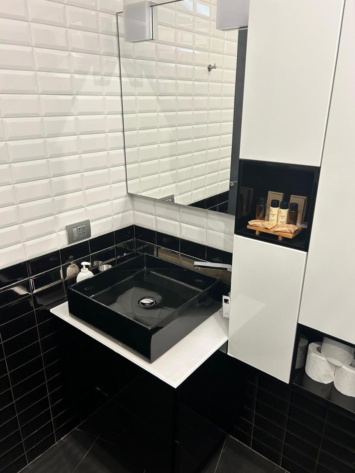 Double Room with Private Bathroom,1658095505:JPEG
