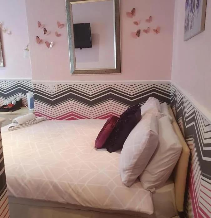 Standard Family of 3 Room