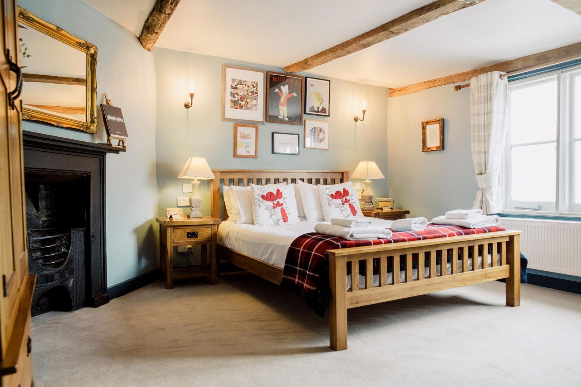 Large Double Room,1658792975:JPEG