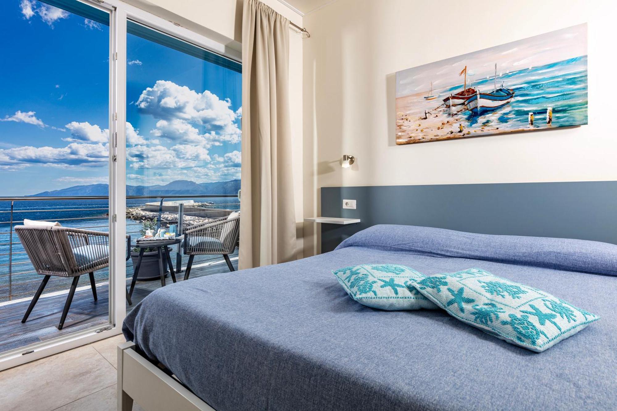 Double or Twin Room Terrace