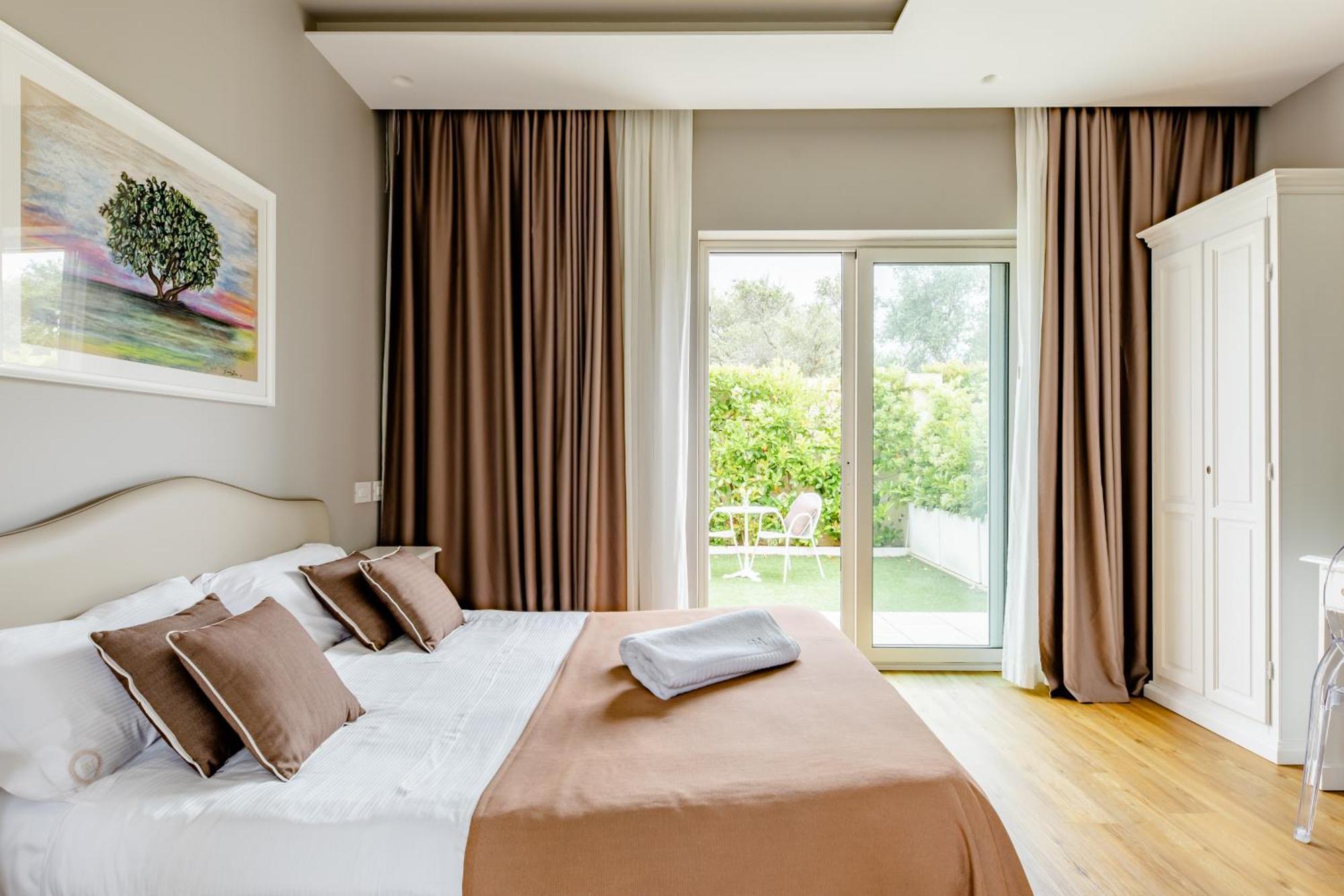 Triple Room Terrace