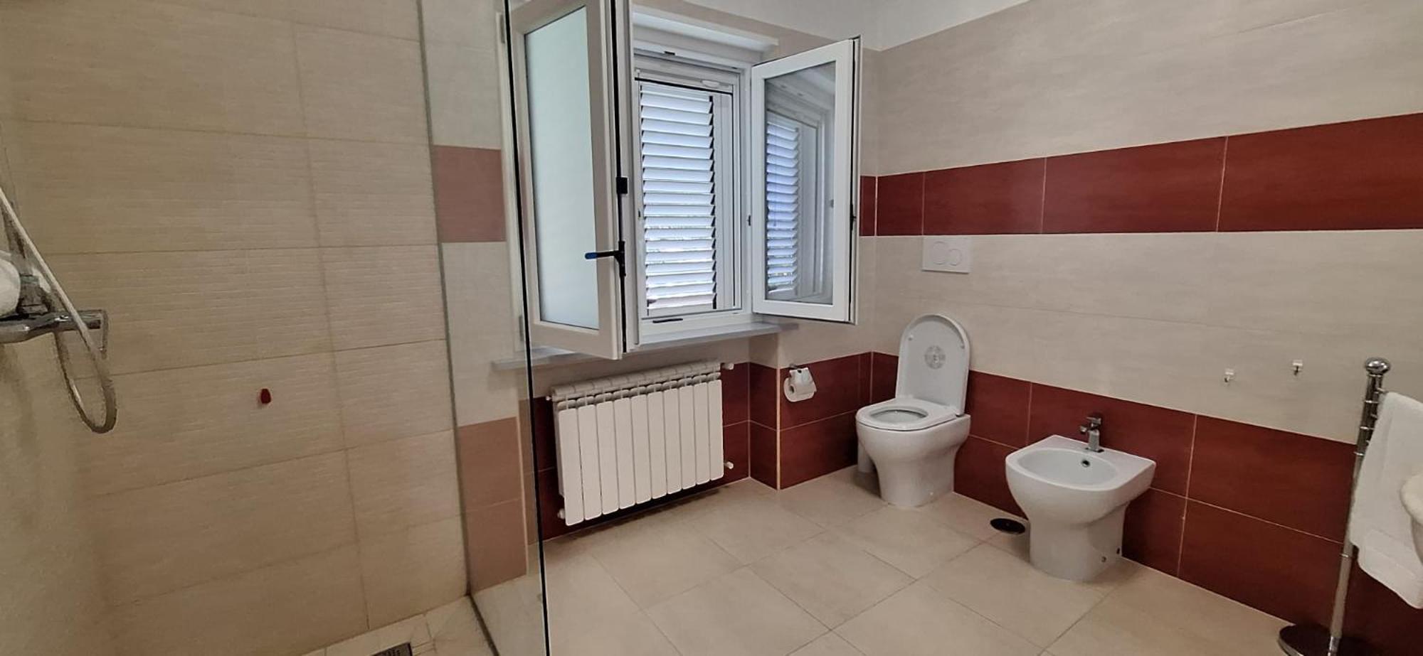 Large Double Room