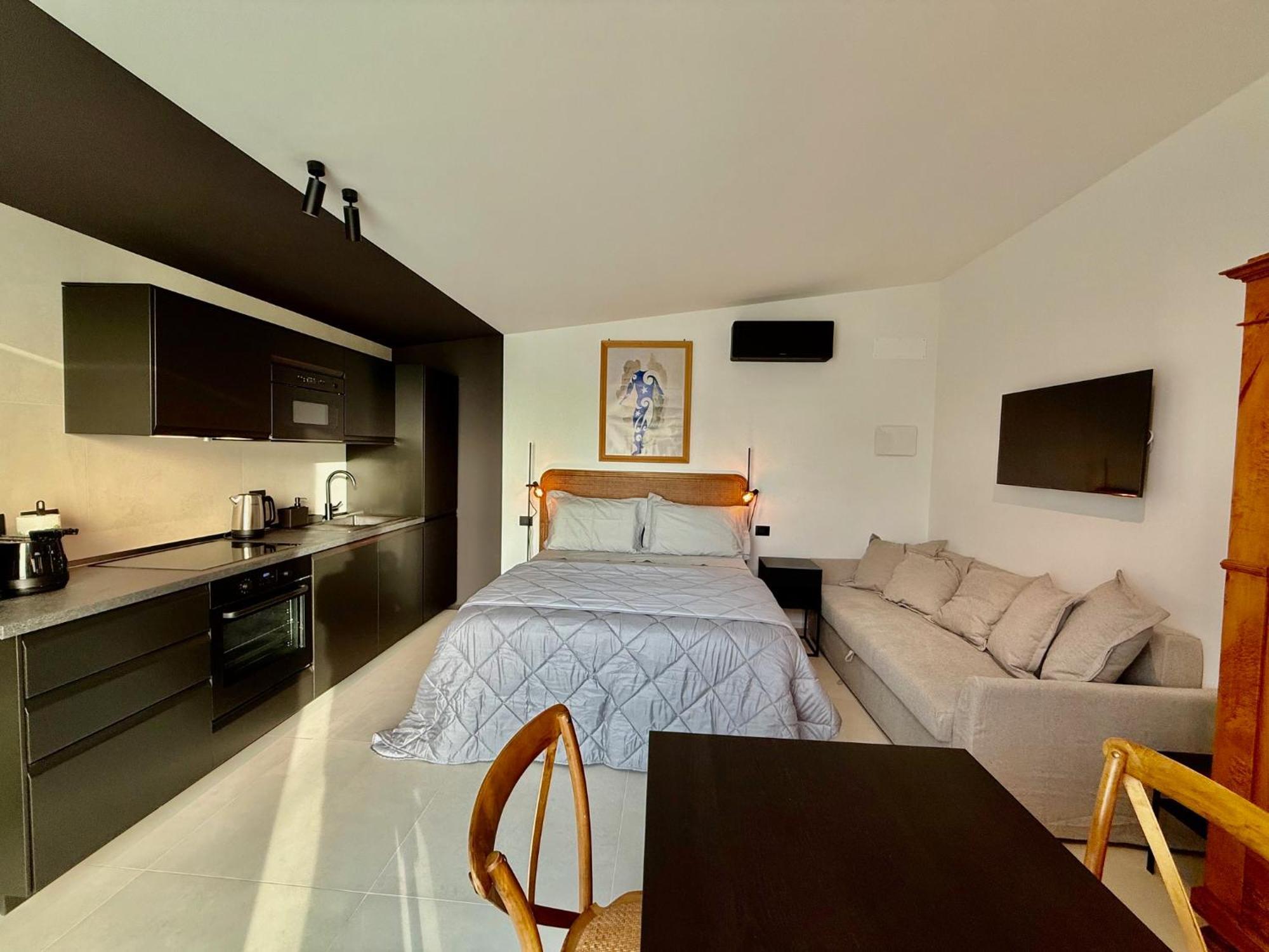 Junior Suite Pool View
