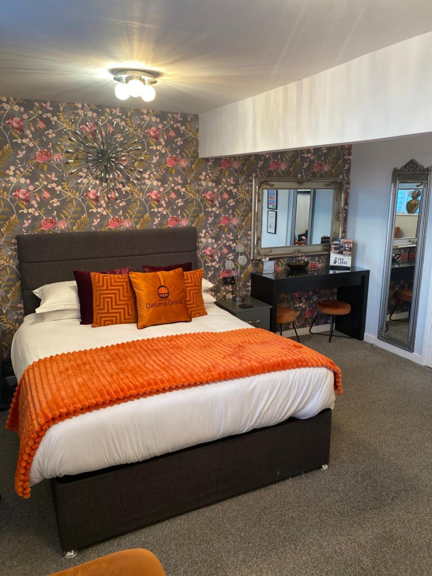 King Room,1670880805:JPEG