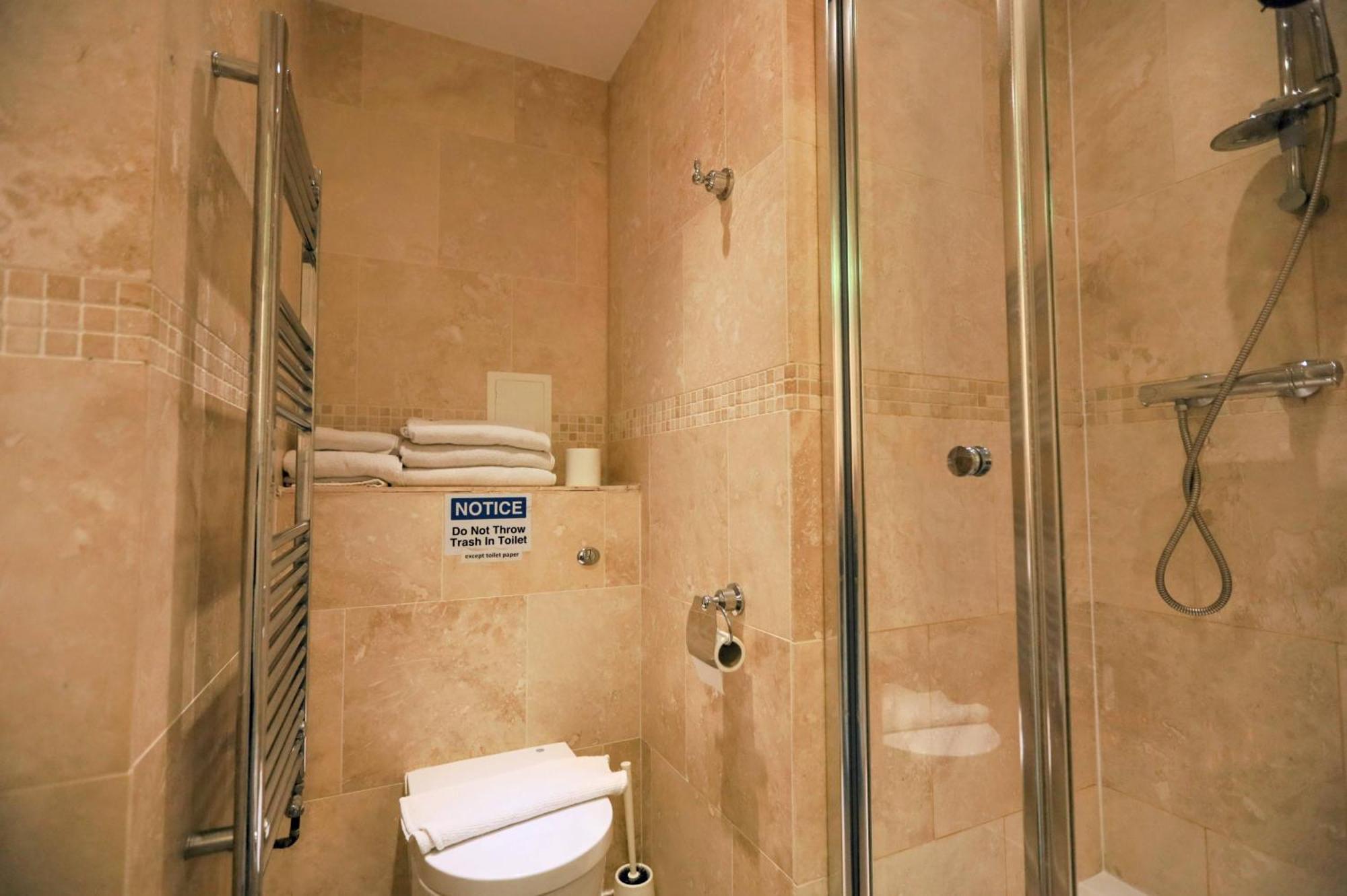 Budget Triple Room