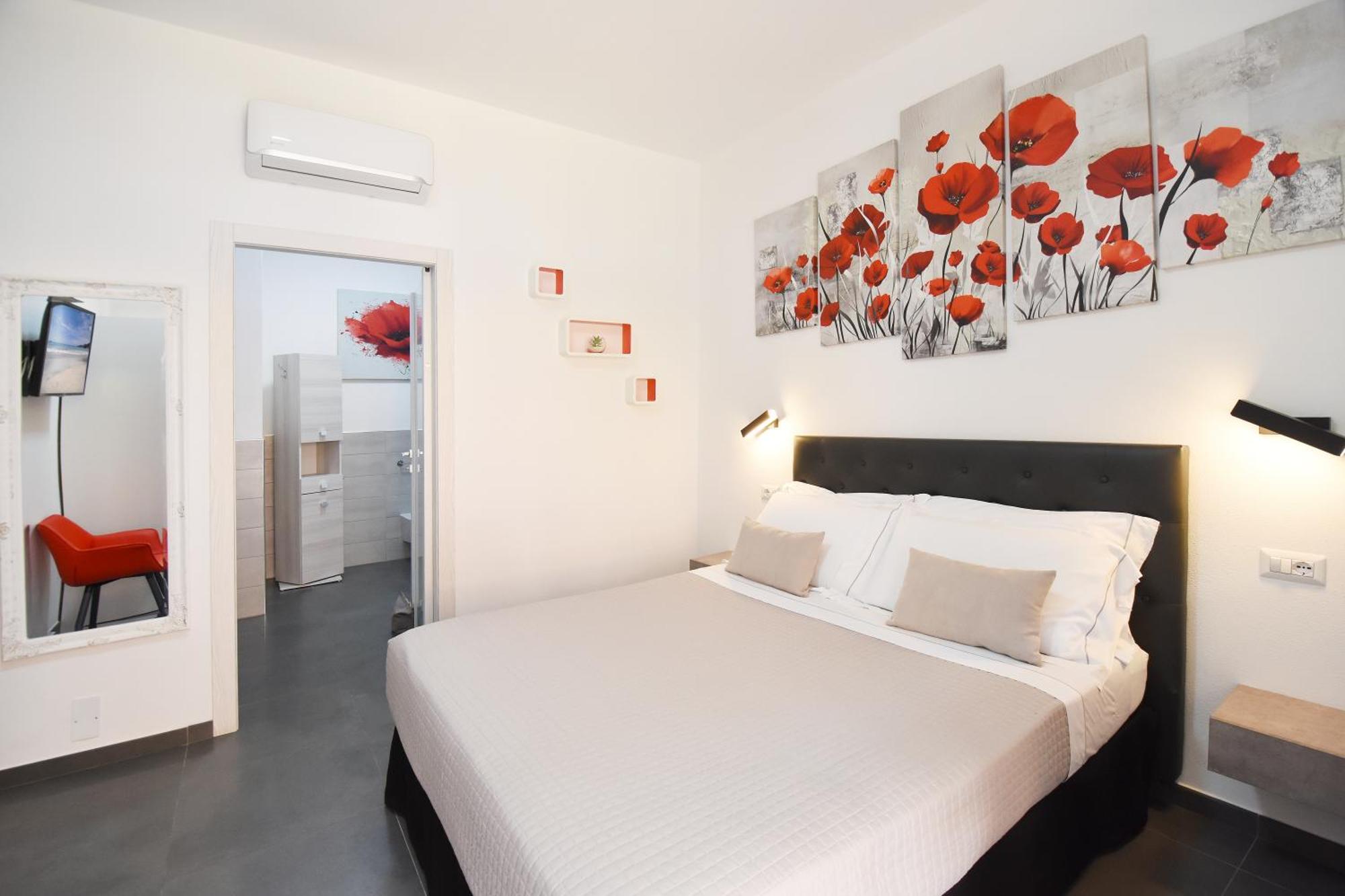 Double Room Private Bathroom