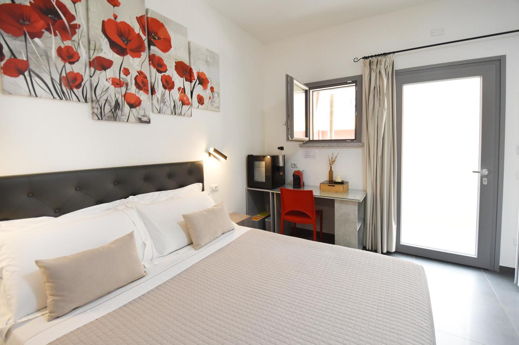 Double Room Private Bathroom