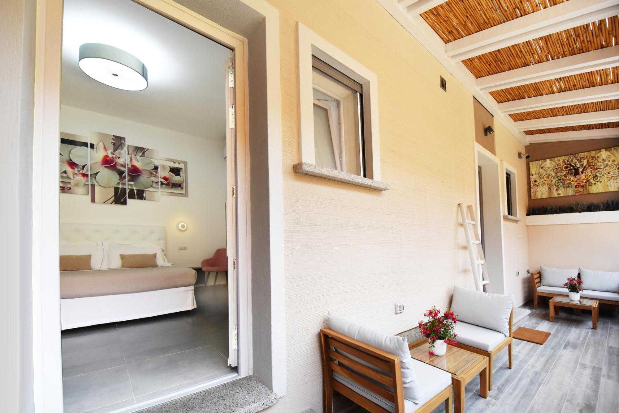 Double Room Private Bathroom