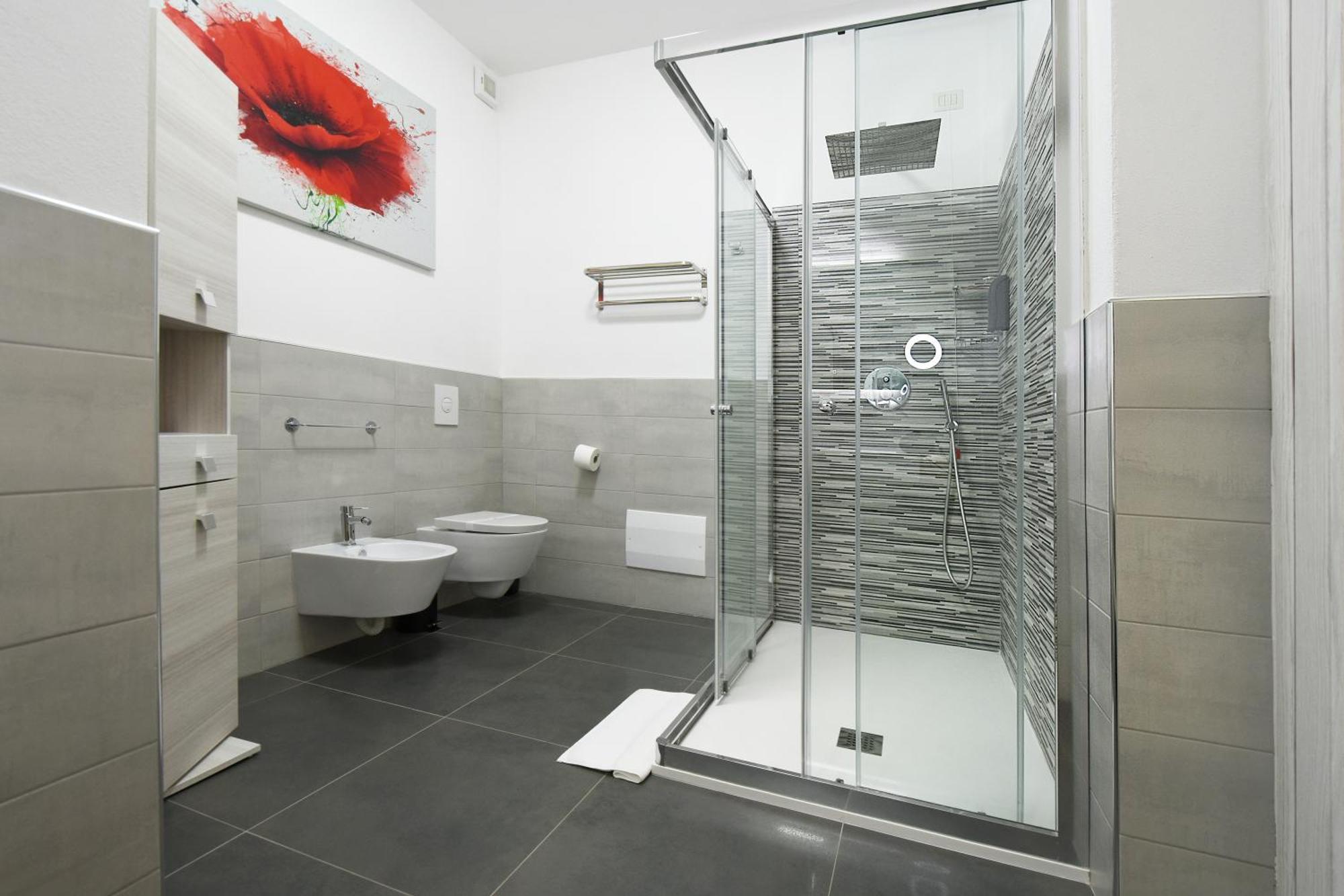 Double Room Private Bathroom