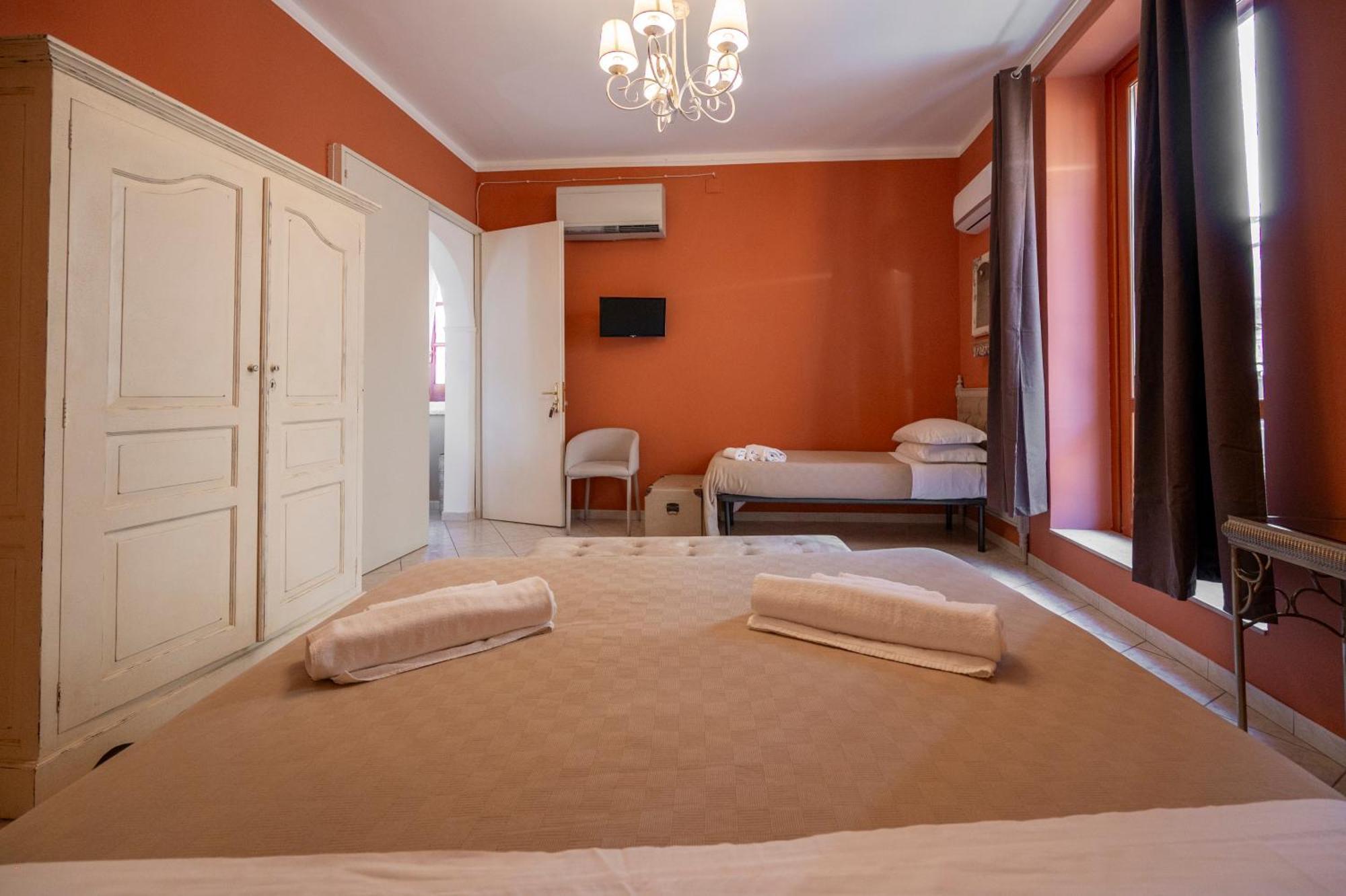 Large Double Room