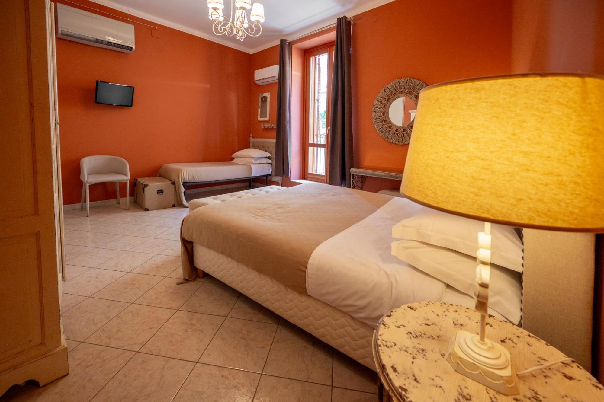 Large Double Room