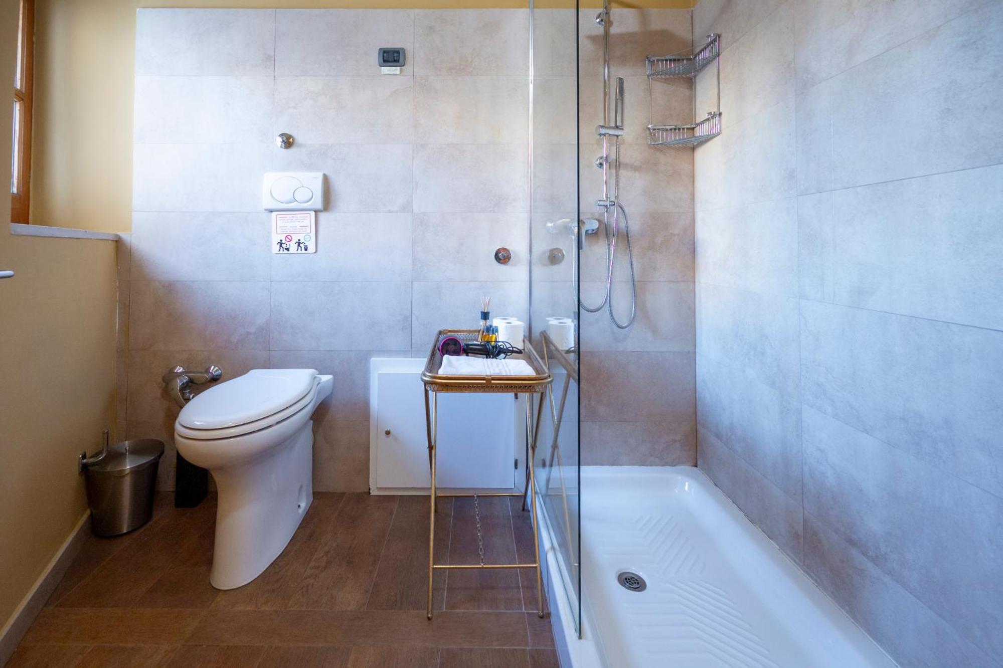 Large Double Room