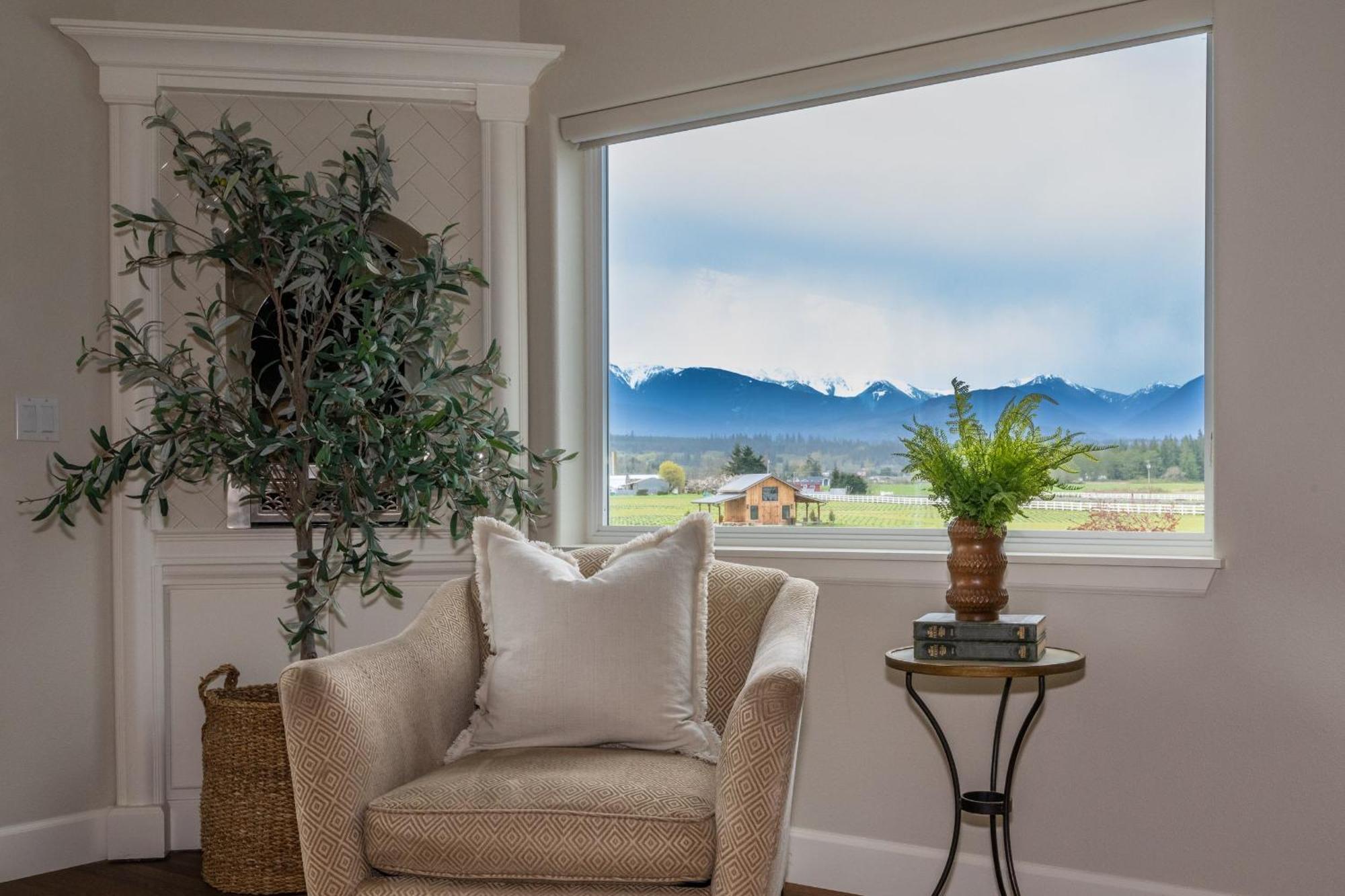 King Suite with Ocean View