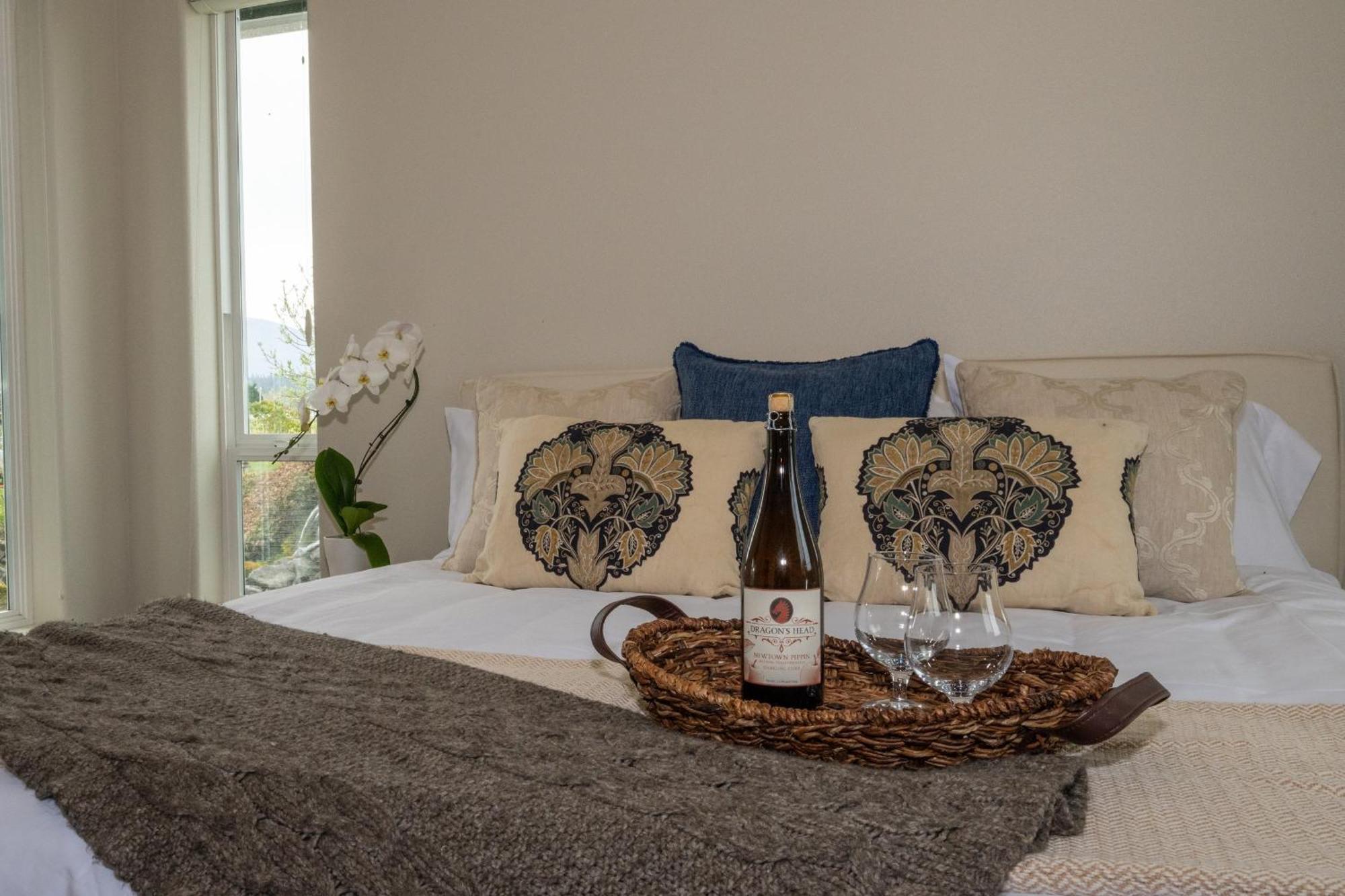 Suite with Garden View
